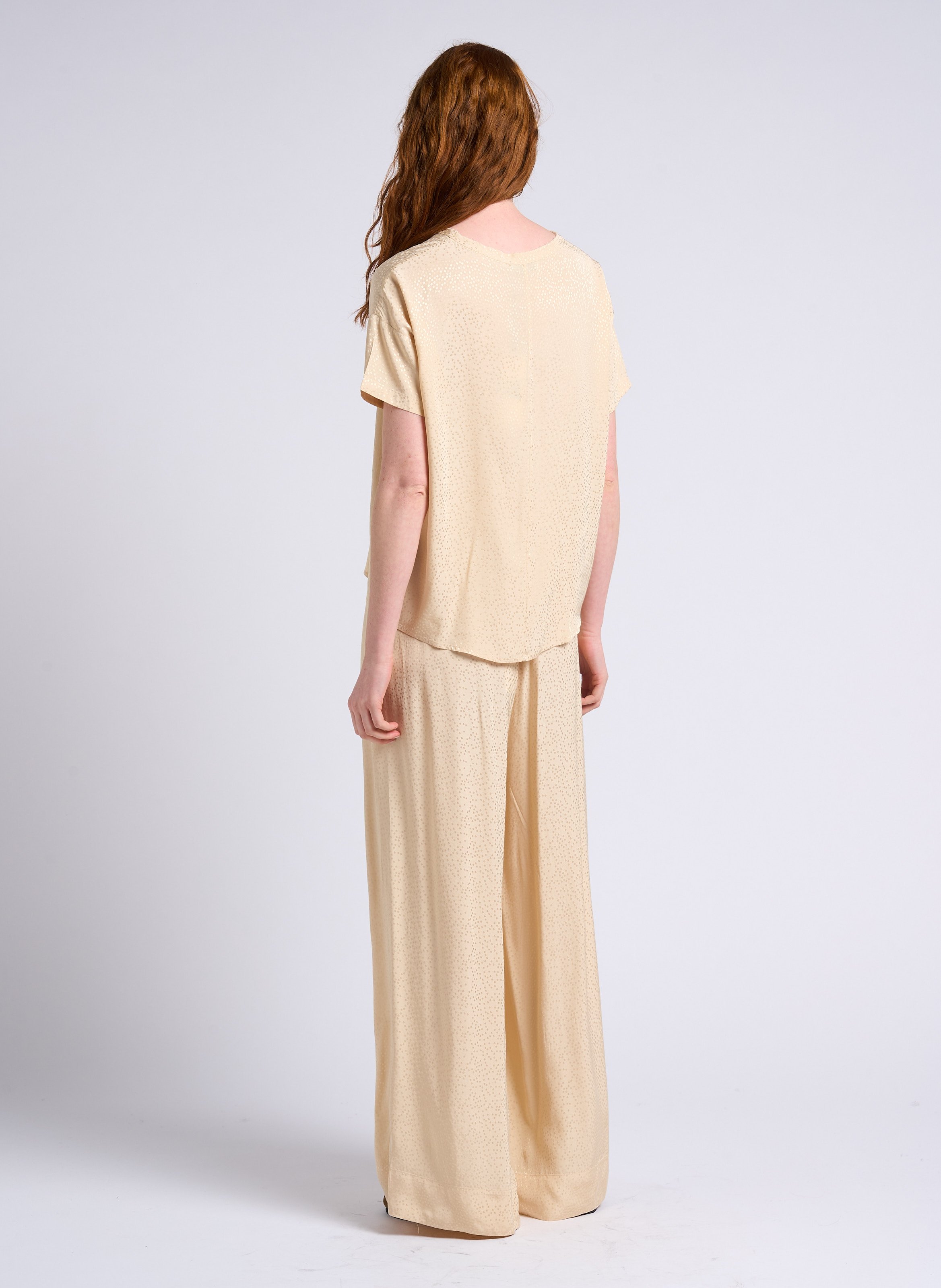 Tee-shirt ample à col rond en jacquard ATTIC AND BARN Beige