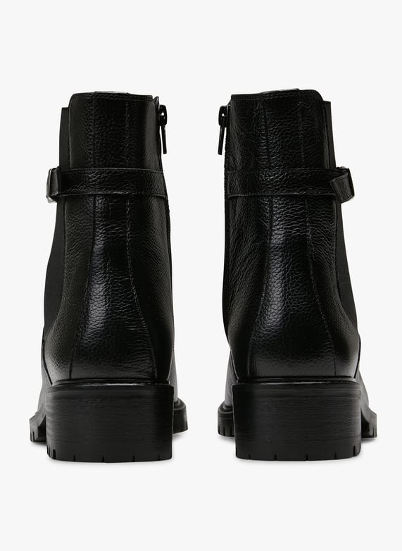 Gefütterte Lederstiefeletten mit Reißverschluss | Schwarz by MELLOW YELLOW Gefütterte Lederstiefeletten mit Reißverschluss Schwarz