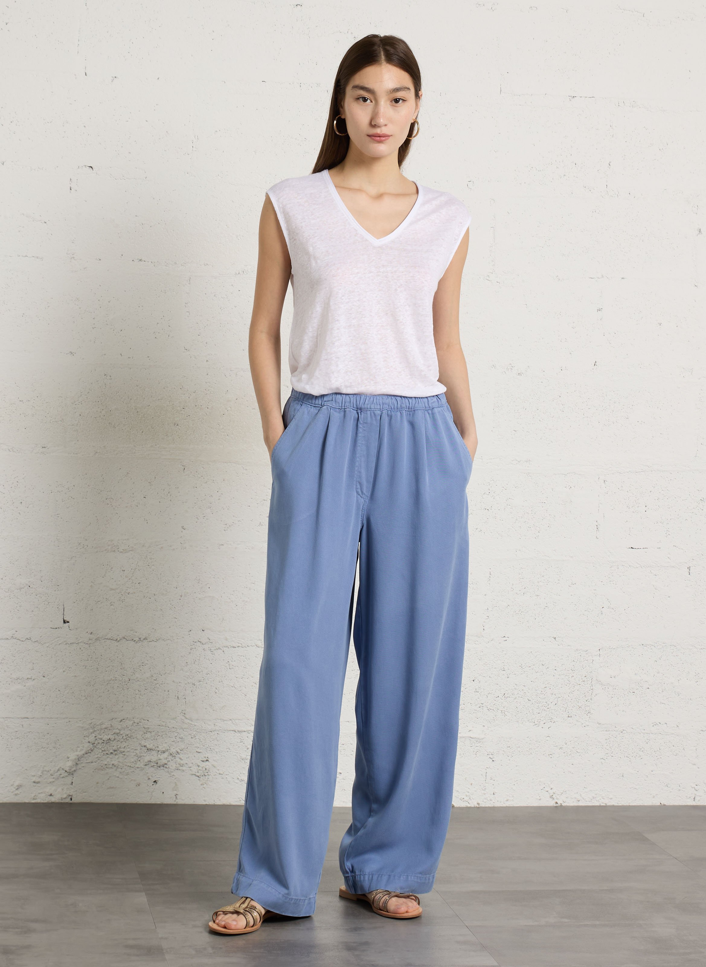Weite, einfarbige Hose AMERICAN VINTAGE Blau