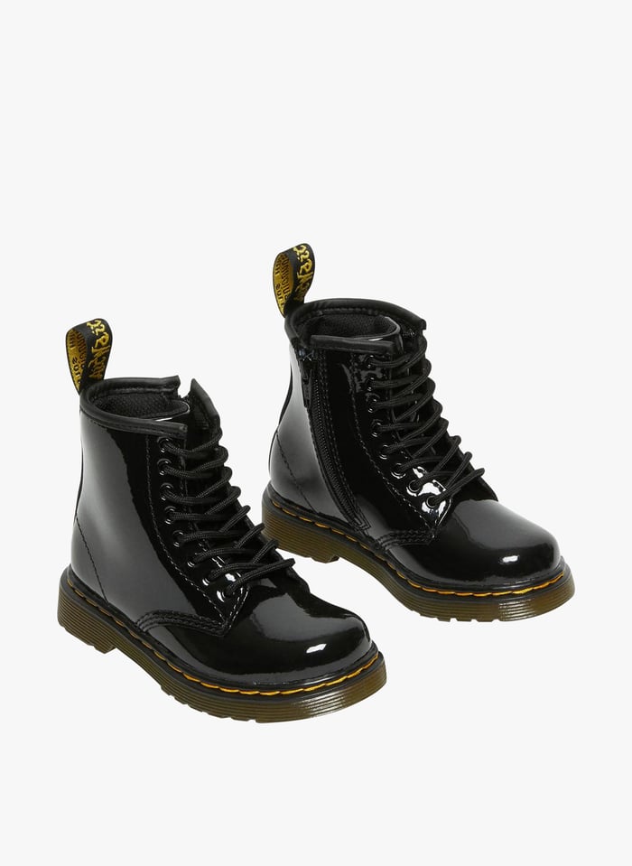 Dr martens youth sales boots