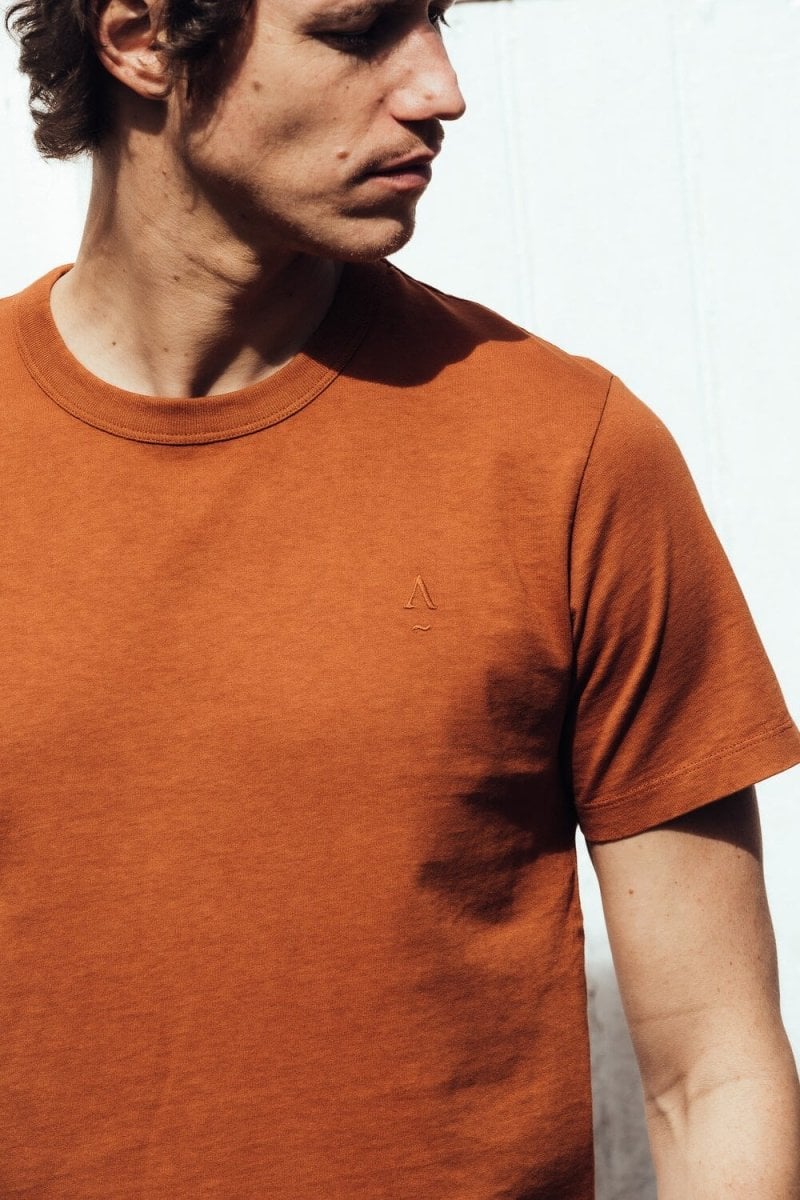 Short-sleeved T-shirt with round neckline APNEE Orange