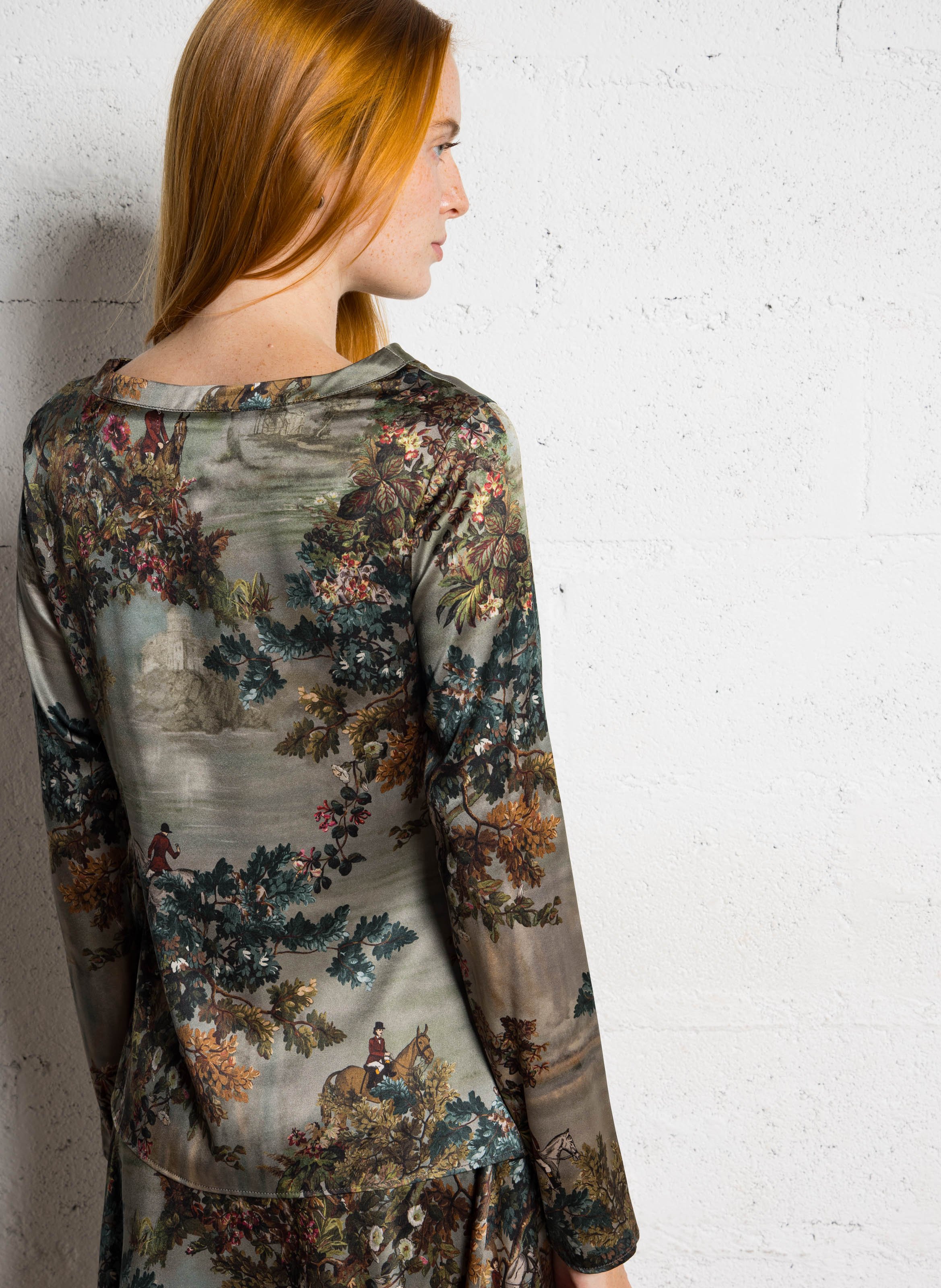 Round neck top in silk blend MOMONI Multicolored