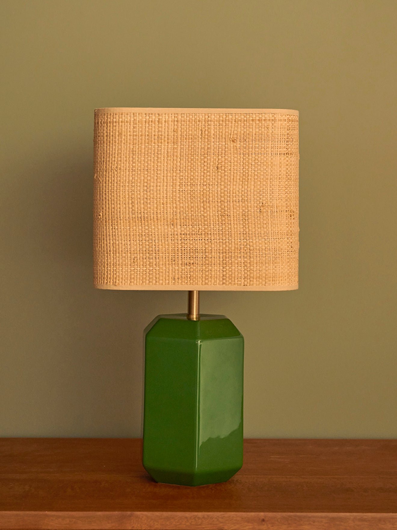 Ceramic table lamp base - small size victory model CYRILLUS Green