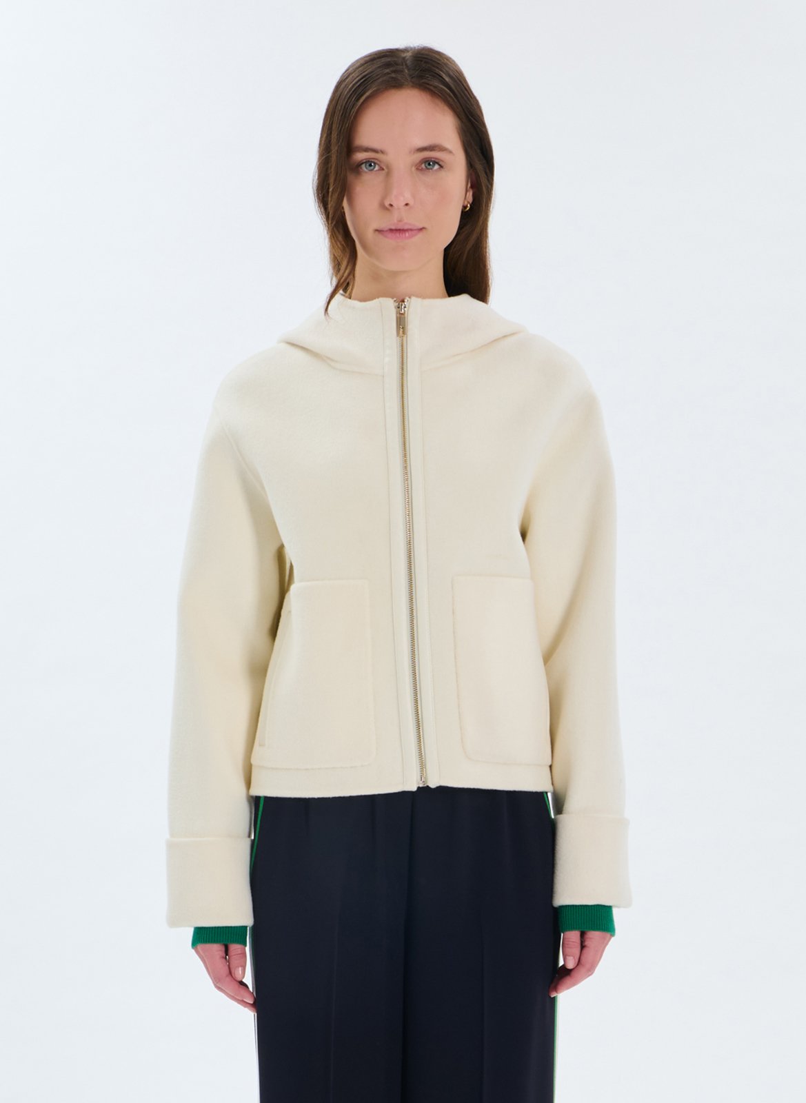 Kurzer Mantel mit weiten Ärmeln aus Wollmischung ZAPA