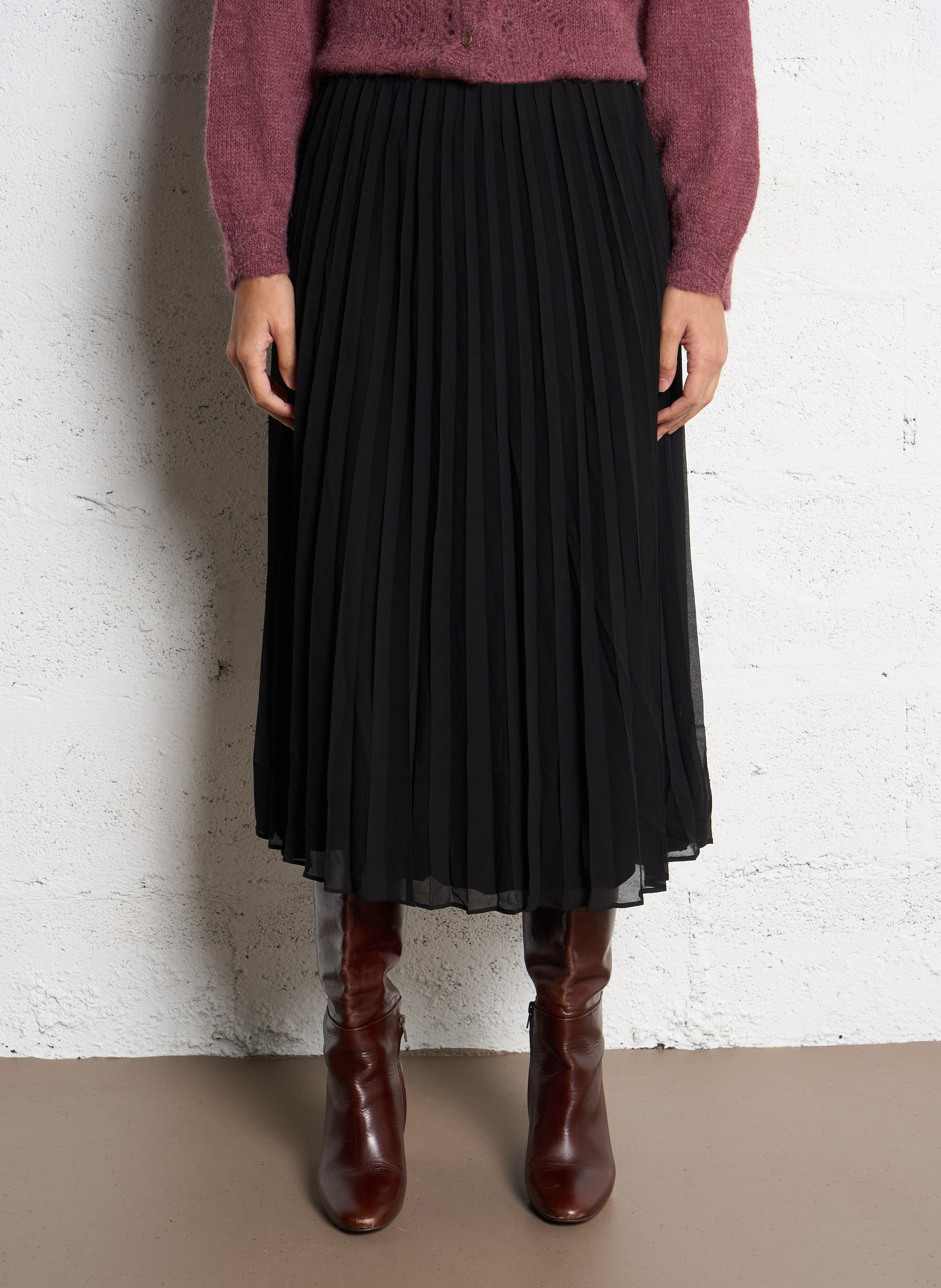 Einfarbiger, kurzer Faltenrock SUD EXPRESS Schwarz