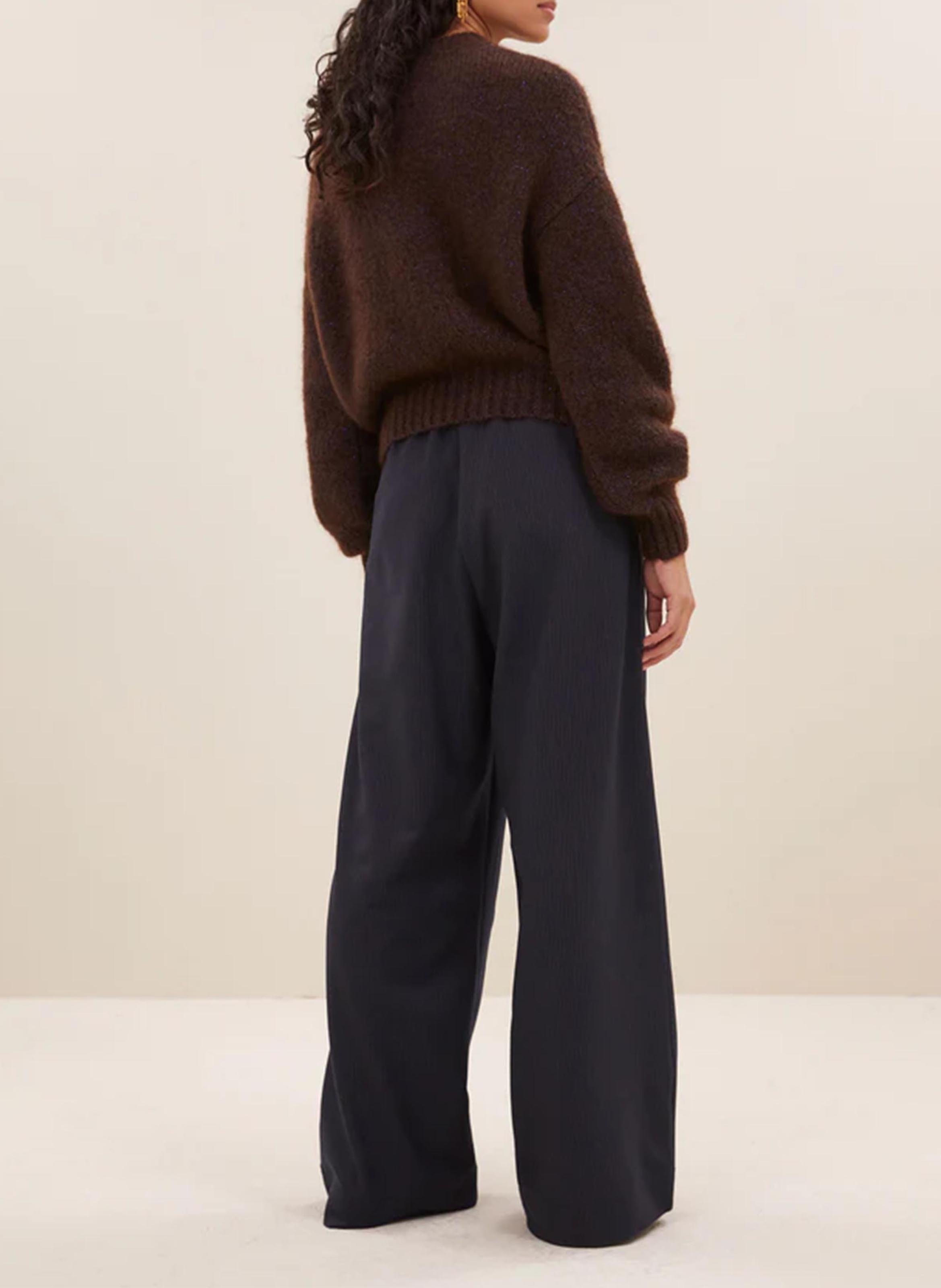 Strakke trui met ronde hals | wolblend BY BAR Bruin