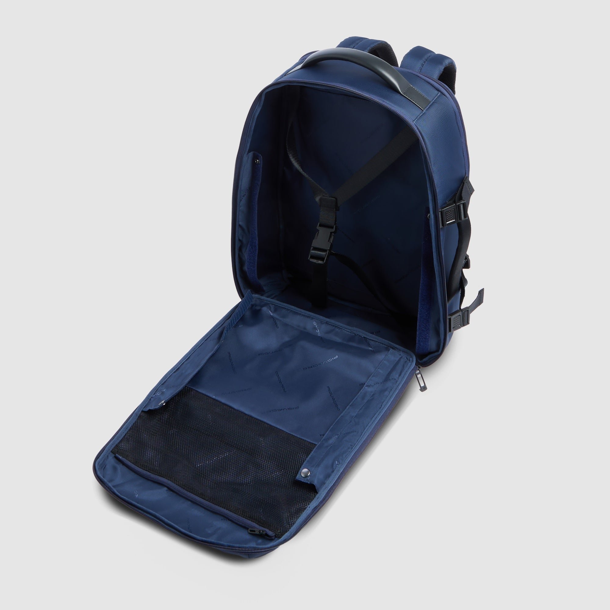 Travel backpack for computer and iPad® Pro in recycled fabric and leather, compatible with easyJet PIQUADRO Blue