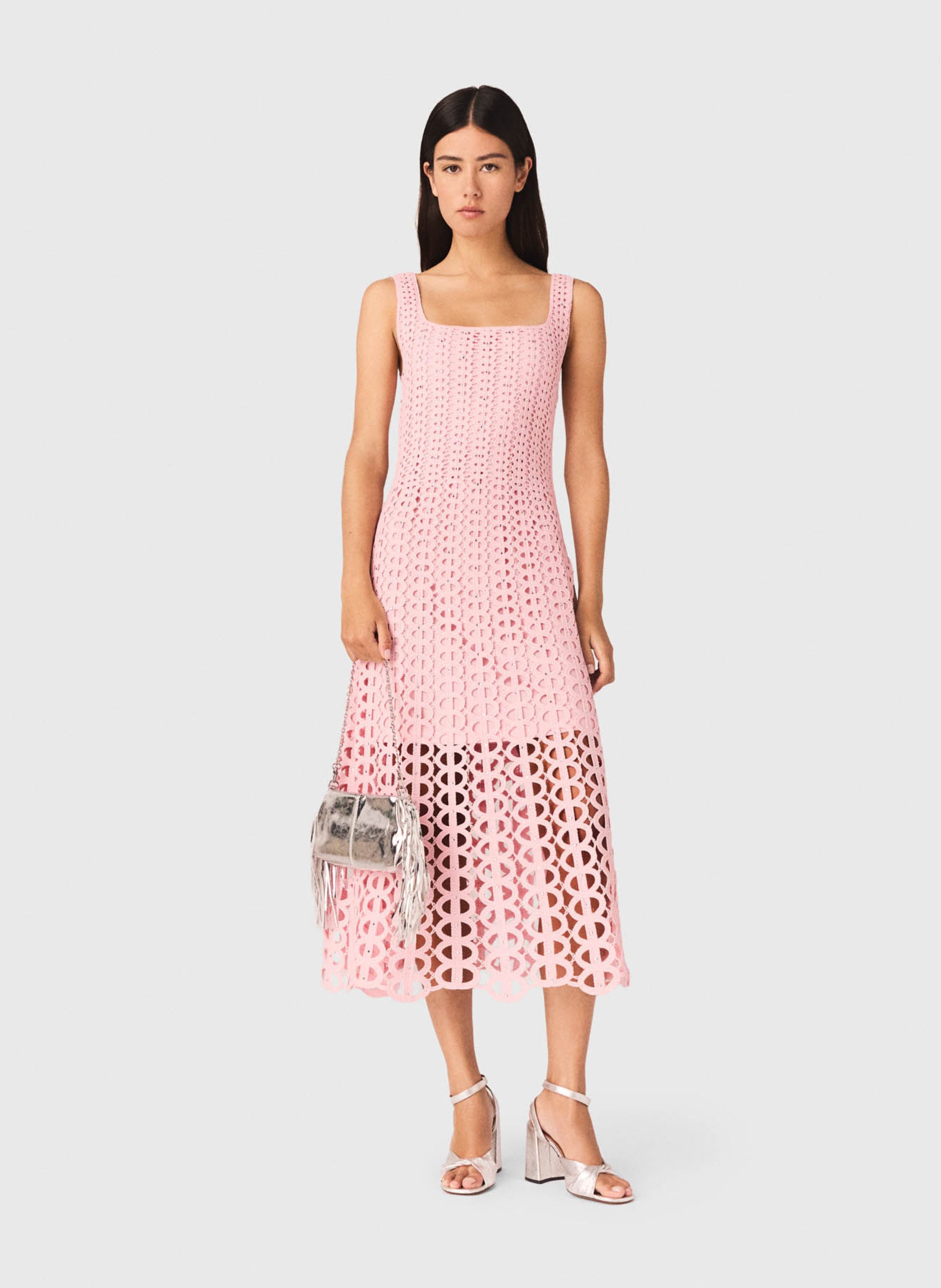 Wijd uitlopende jurk in haakwerk MAJE Roze