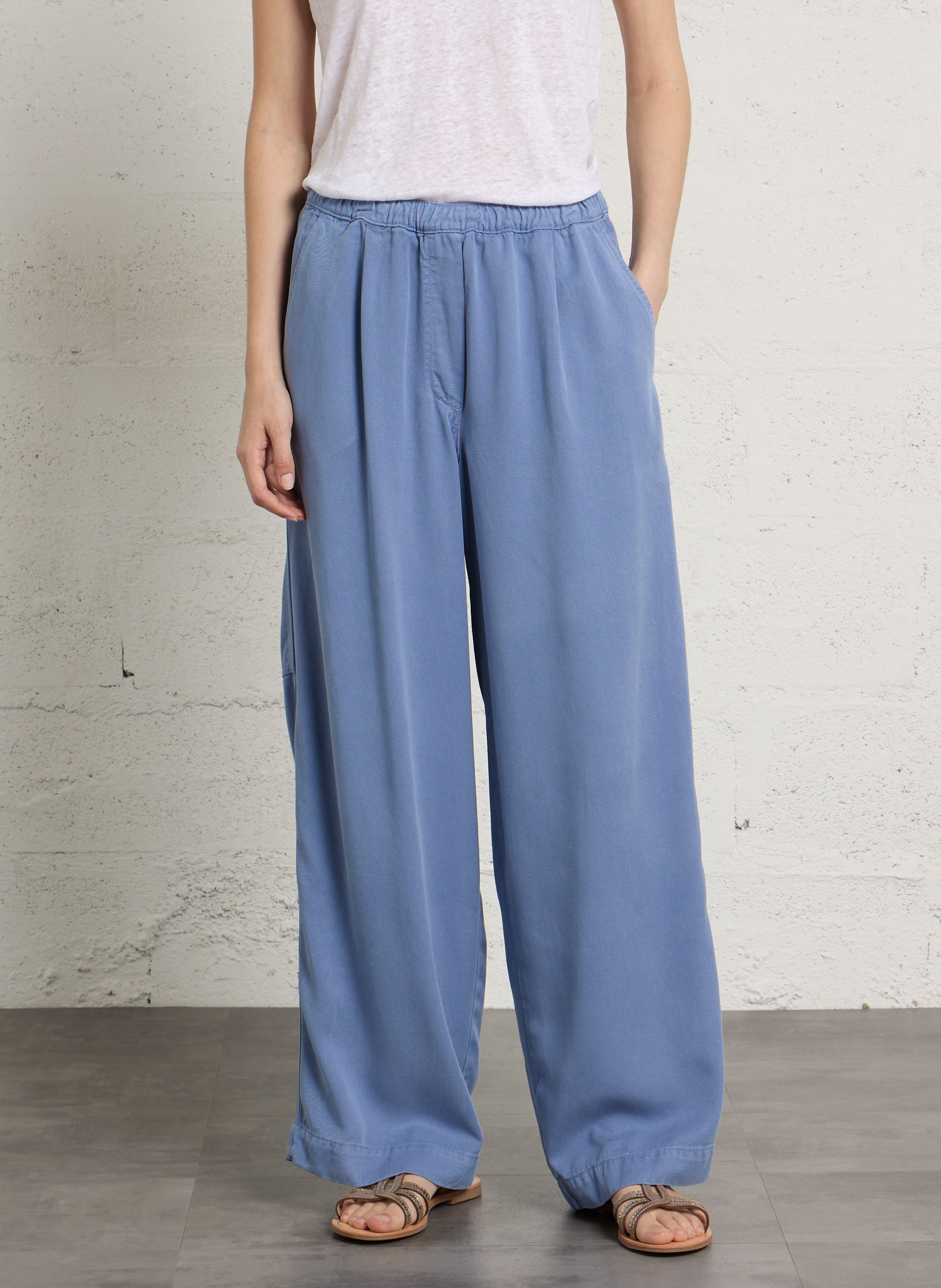 Weite, einfarbige Hose AMERICAN VINTAGE Blau