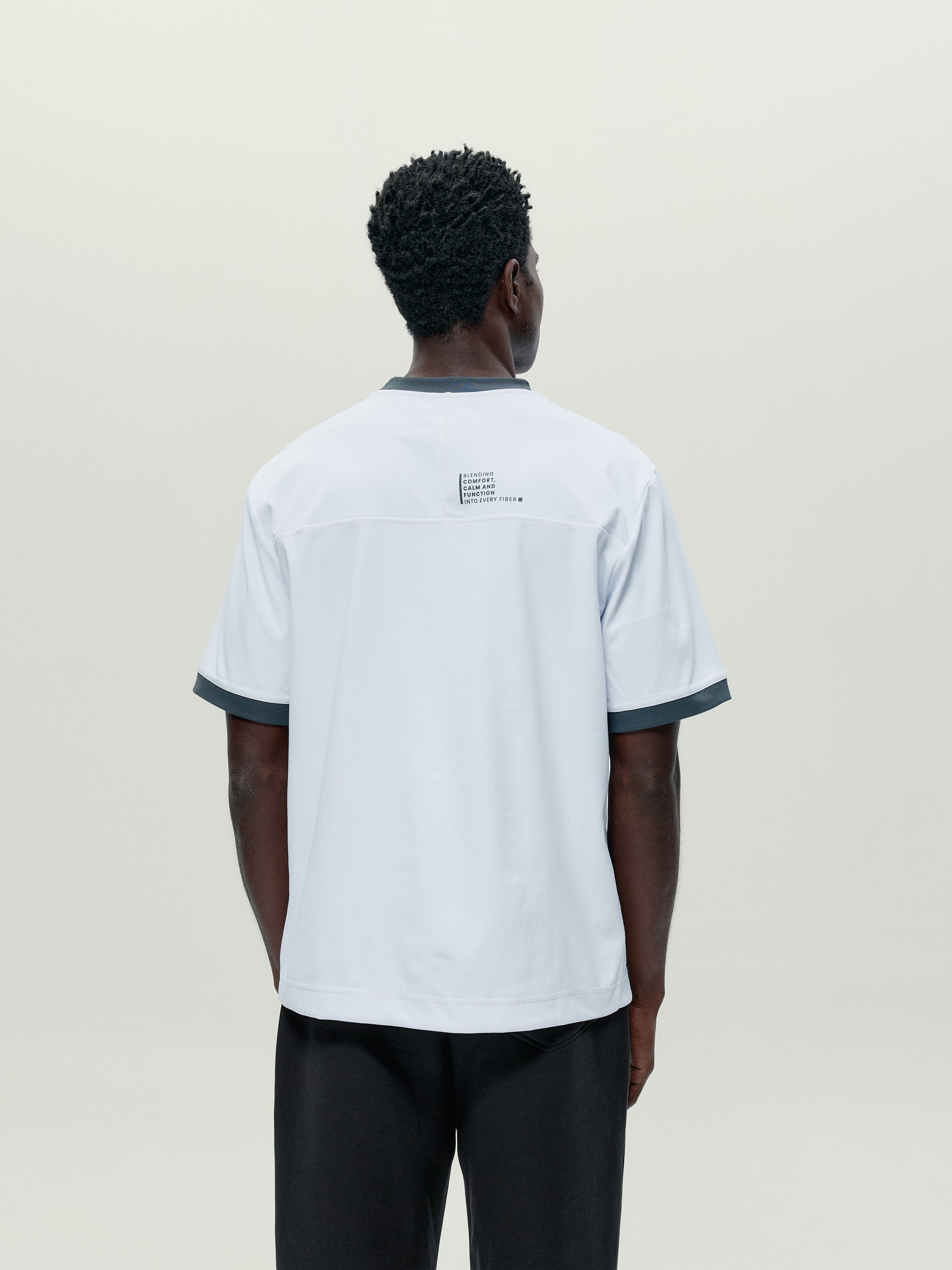 Men's sports T-shirt with short sleeves and oversized fit BORN White