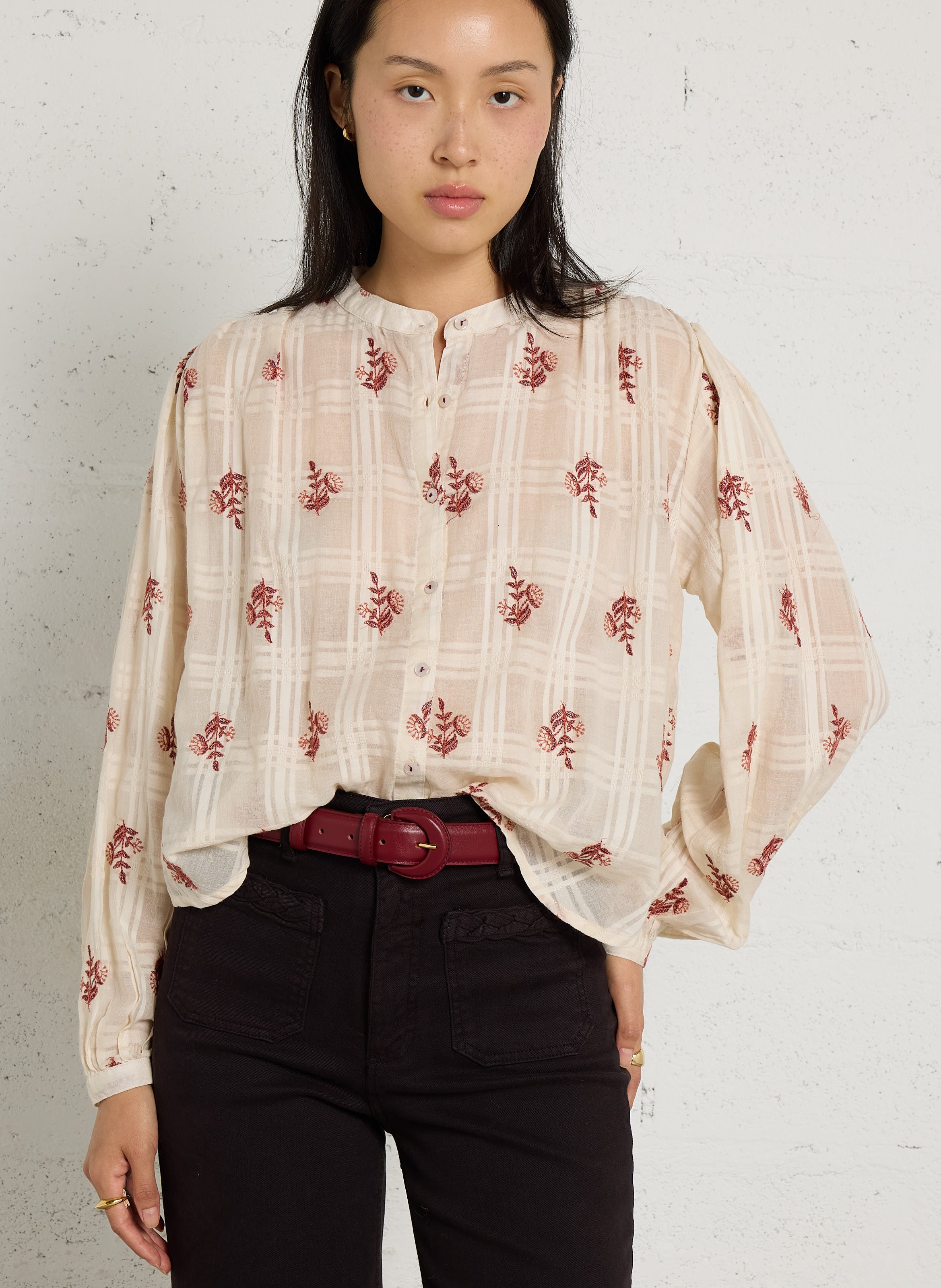 Blouse met katoenen borduurwerk MAISON HOTEL Wit