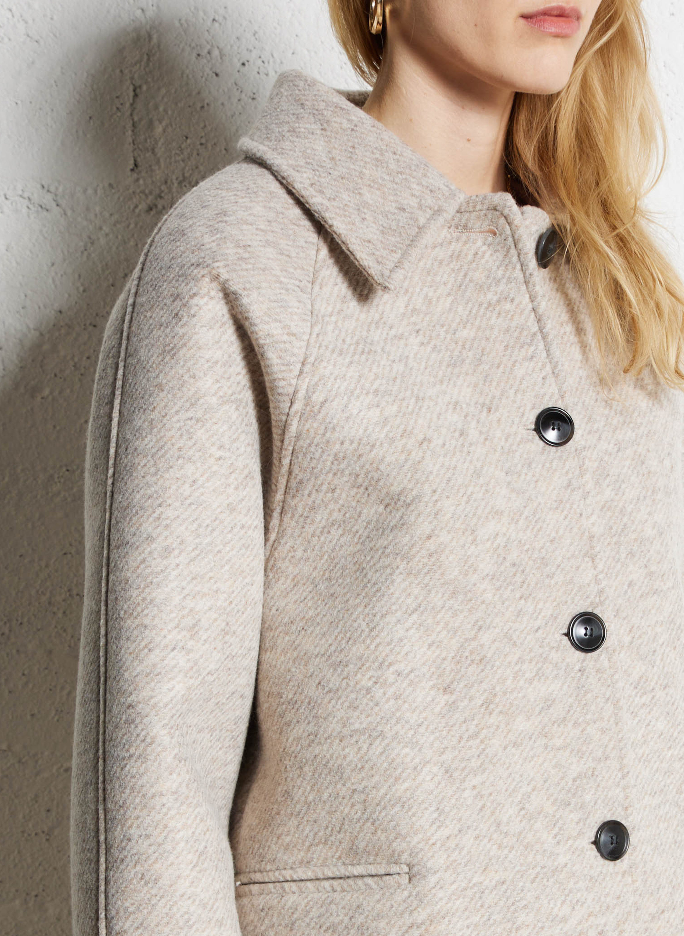 Gerader knöpfbarer Mantel SUNCOO Beige