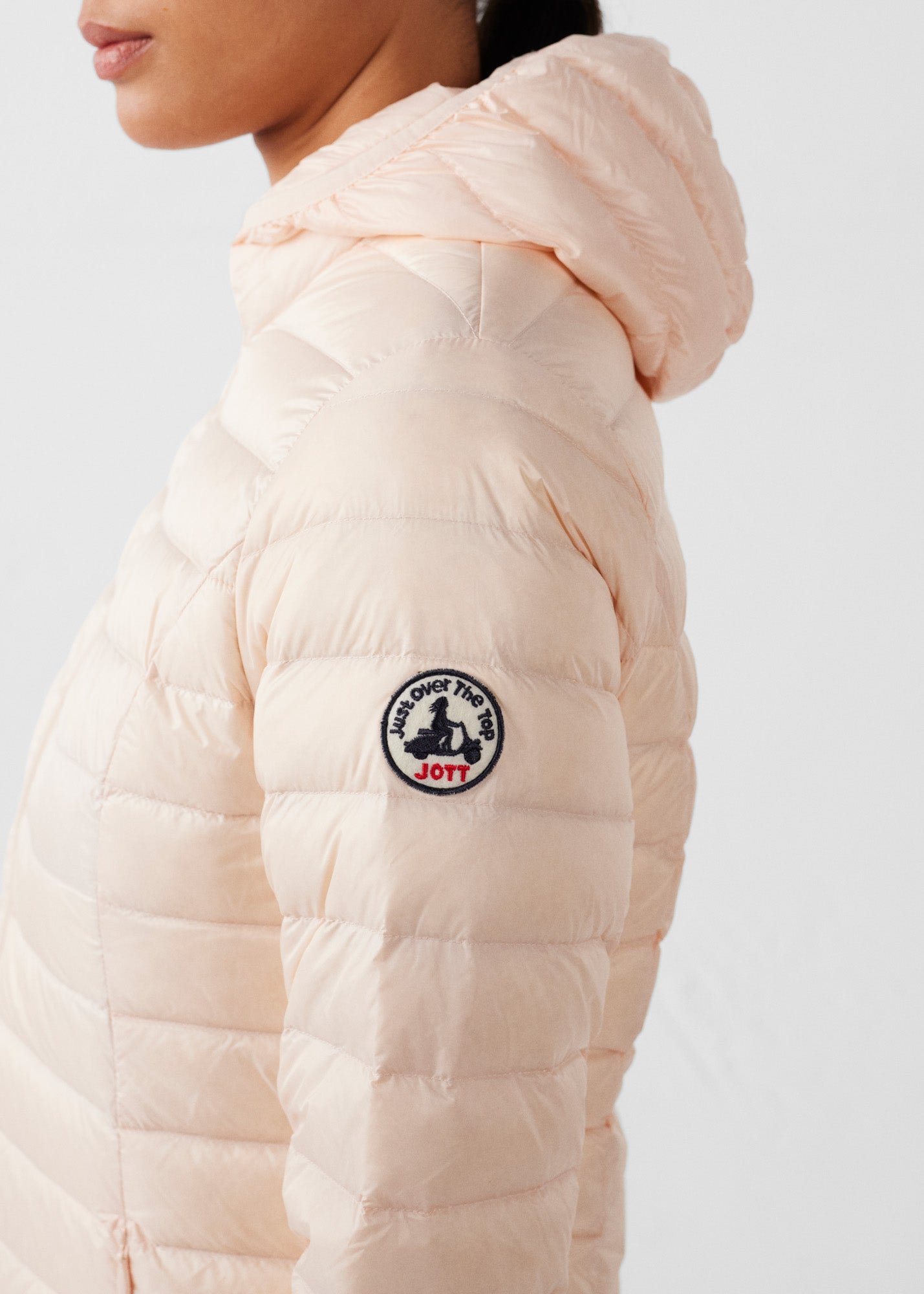 Doudoune légère à capuche cloe JOTT Rose