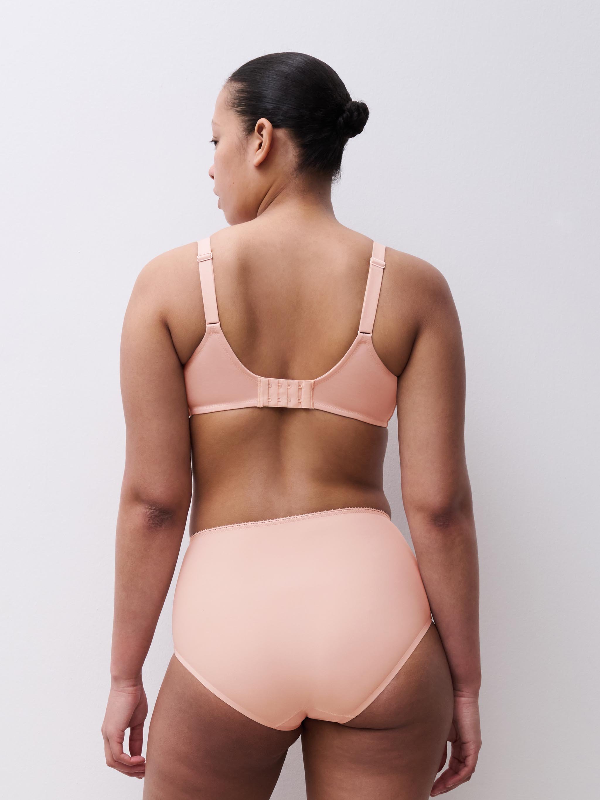 High-waisted lace panties CHANTELLE Beige