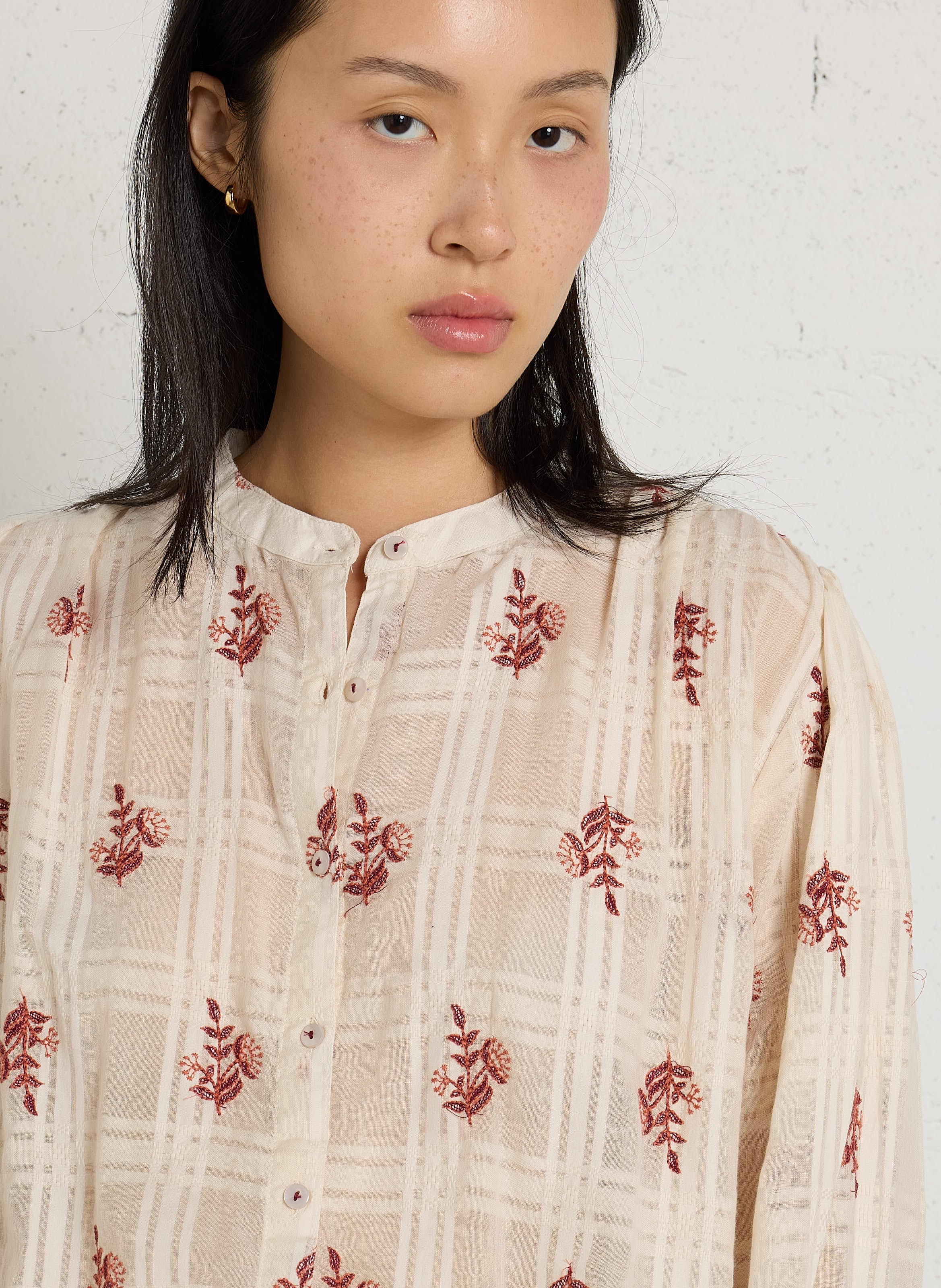 Blouse met katoenen borduurwerk MAISON HOTEL Wit