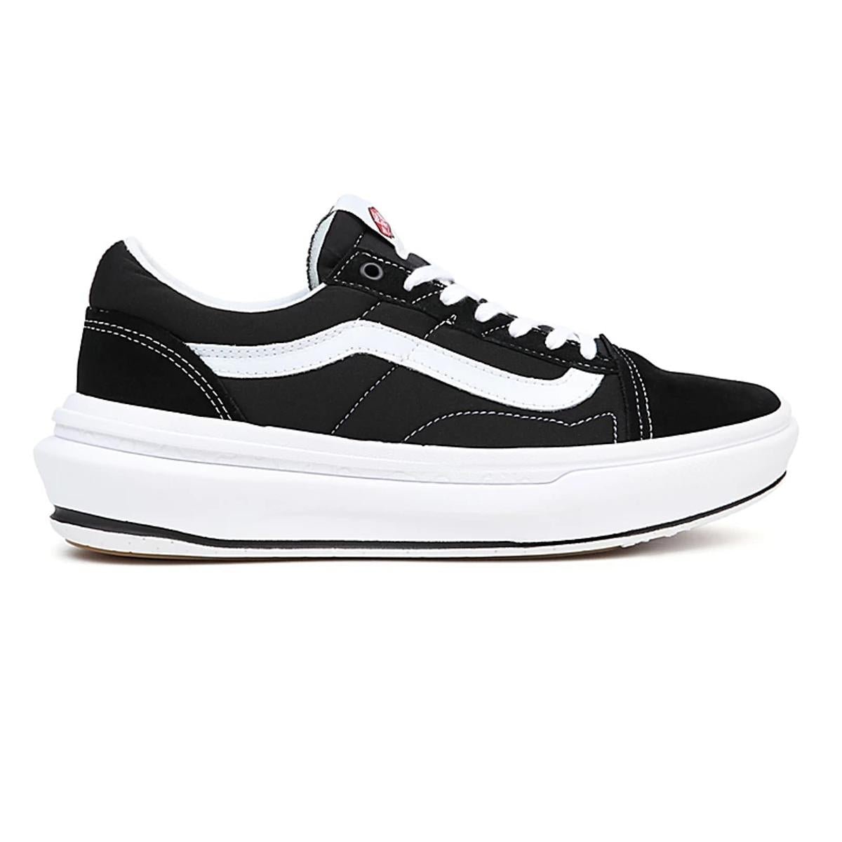 Low-top sneakers VANS Black