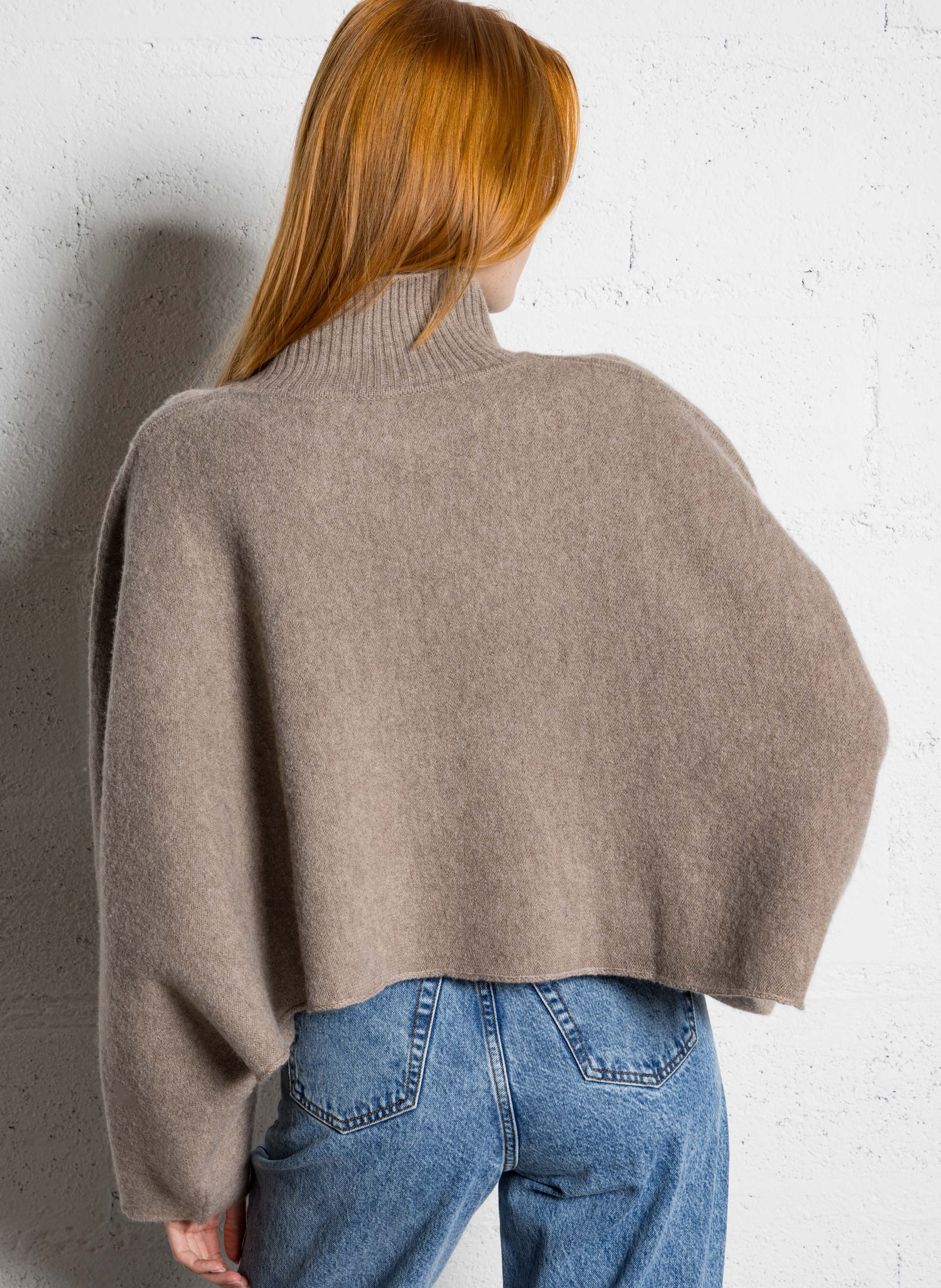 Pull oversize col montant en laine MARGAUX LONNBERG Beige