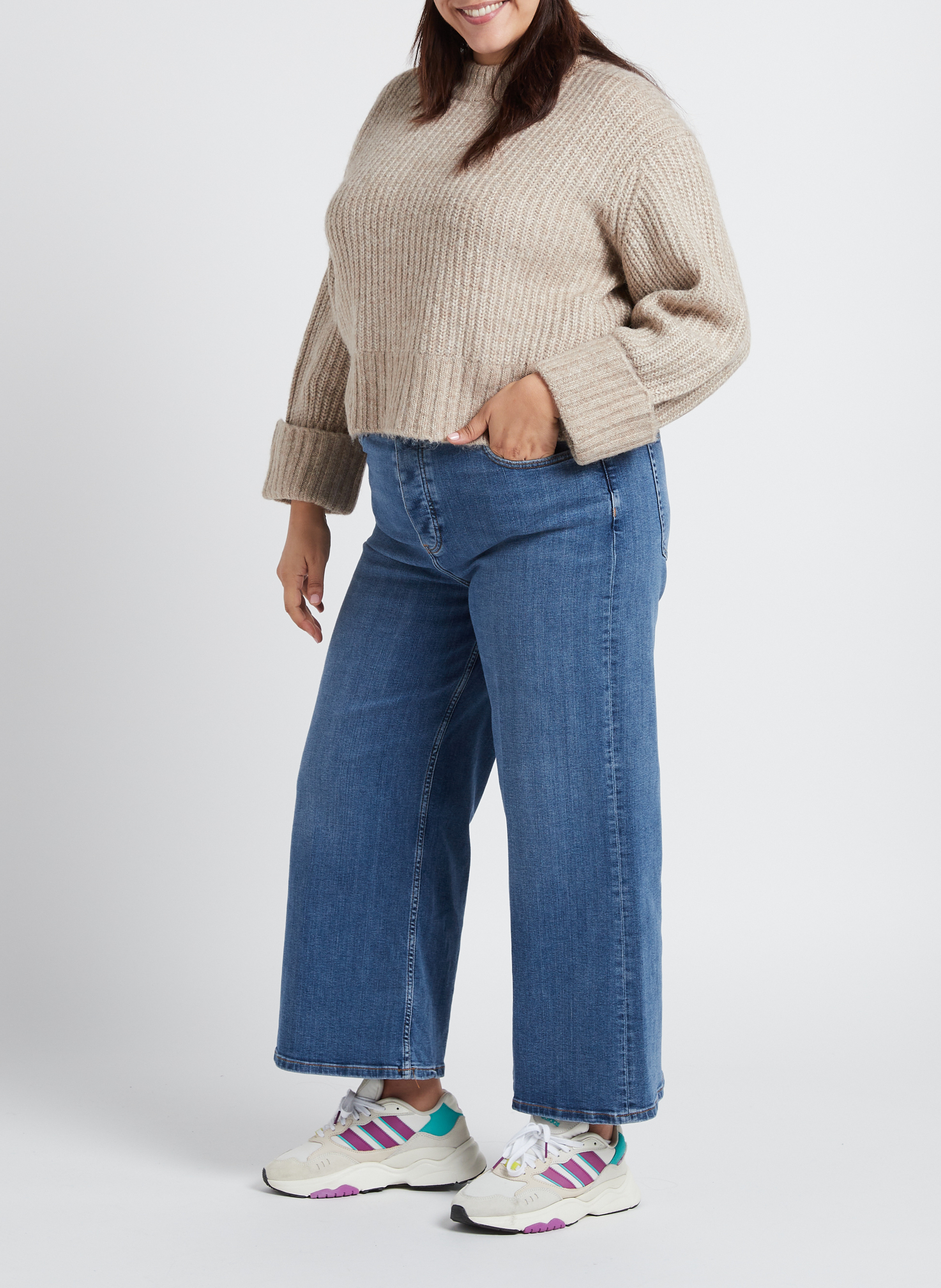 Ruimvallende, gebreide trui met ronde hals | materiaalblend GINA TRICOT Beige