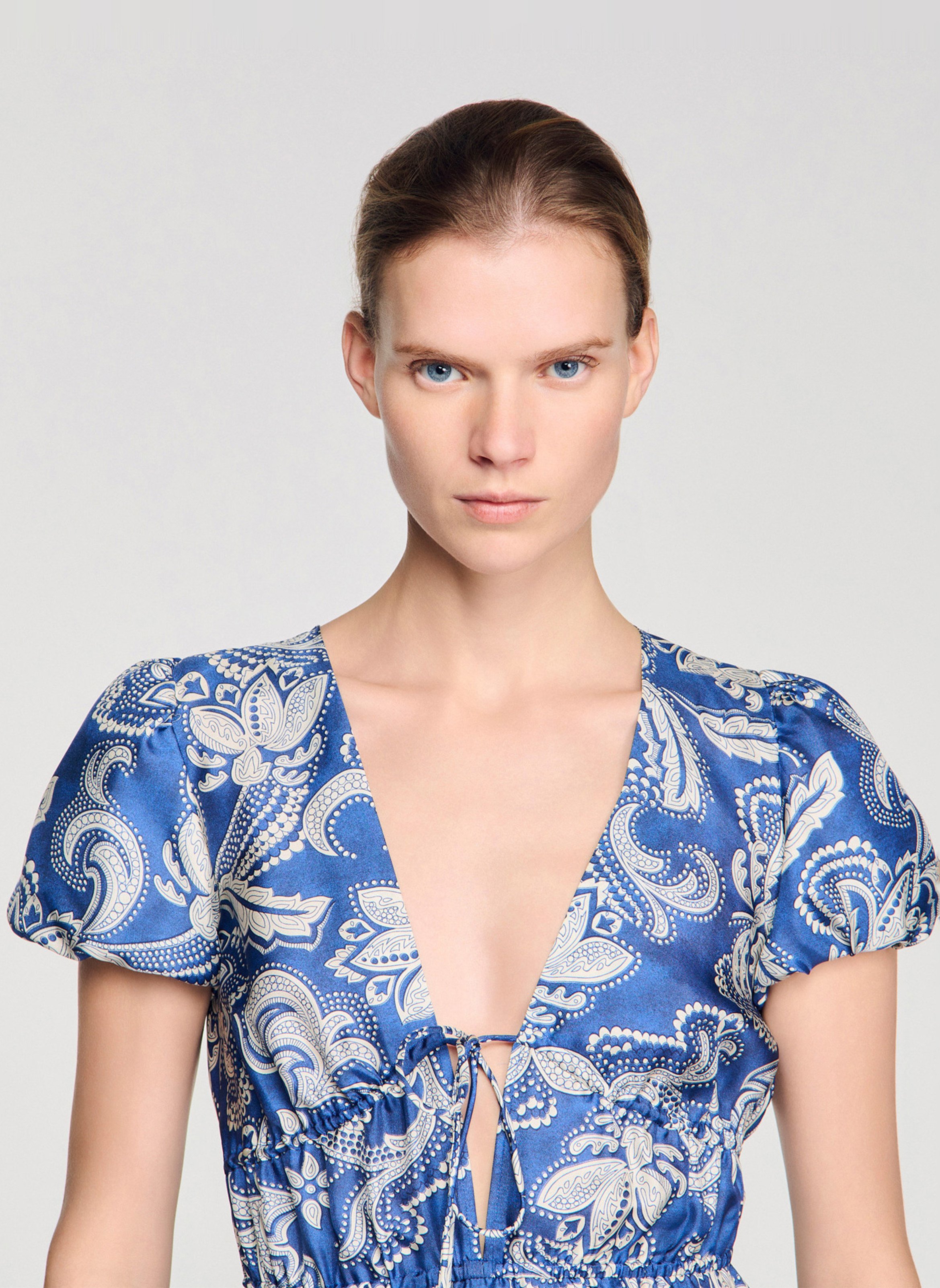 Robe courte col V imprimée SANDRO Bleu