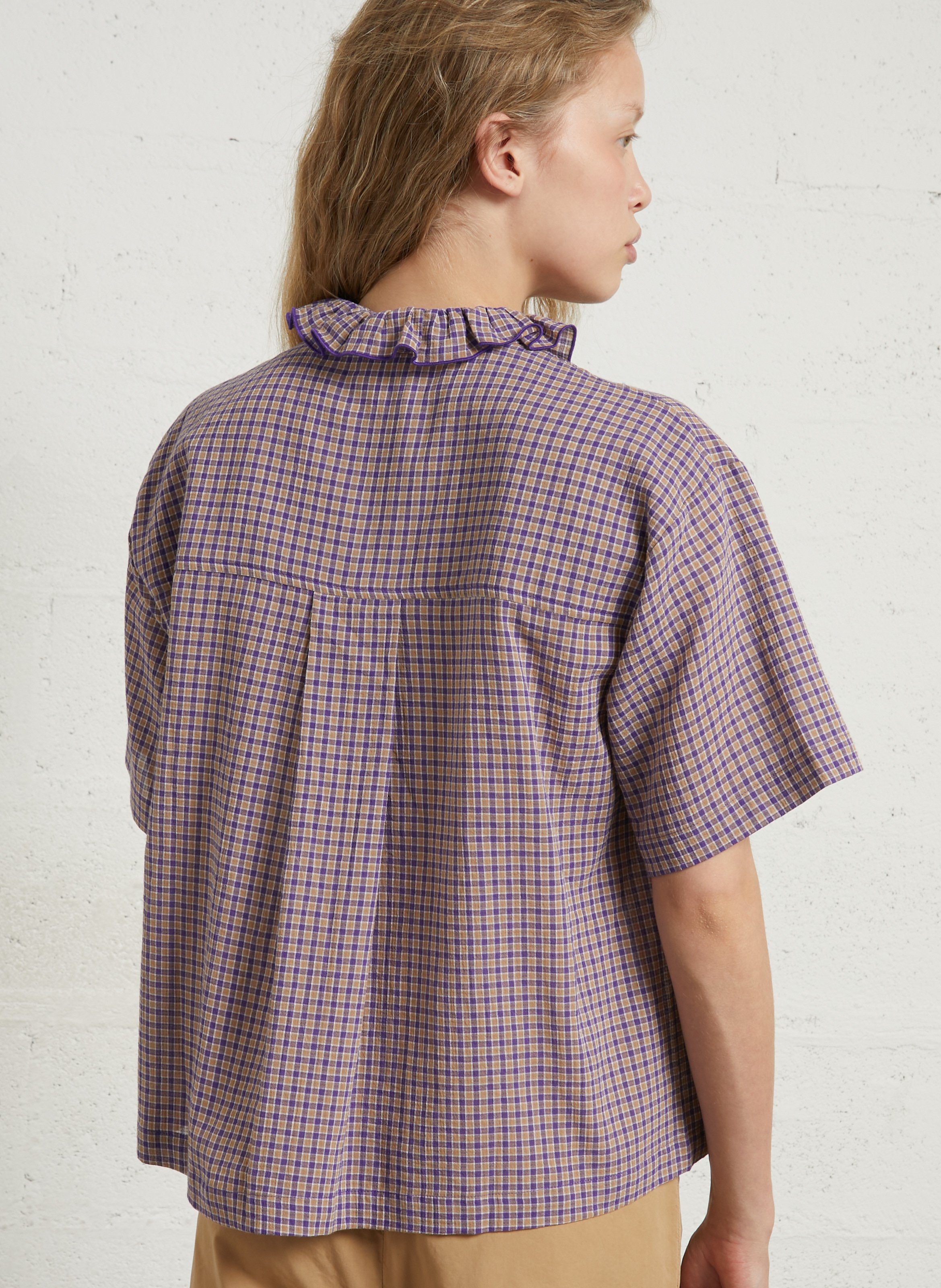 Rechte blouse met klassieke kraag van gemengd katoen met print. HOD PARIS Violet