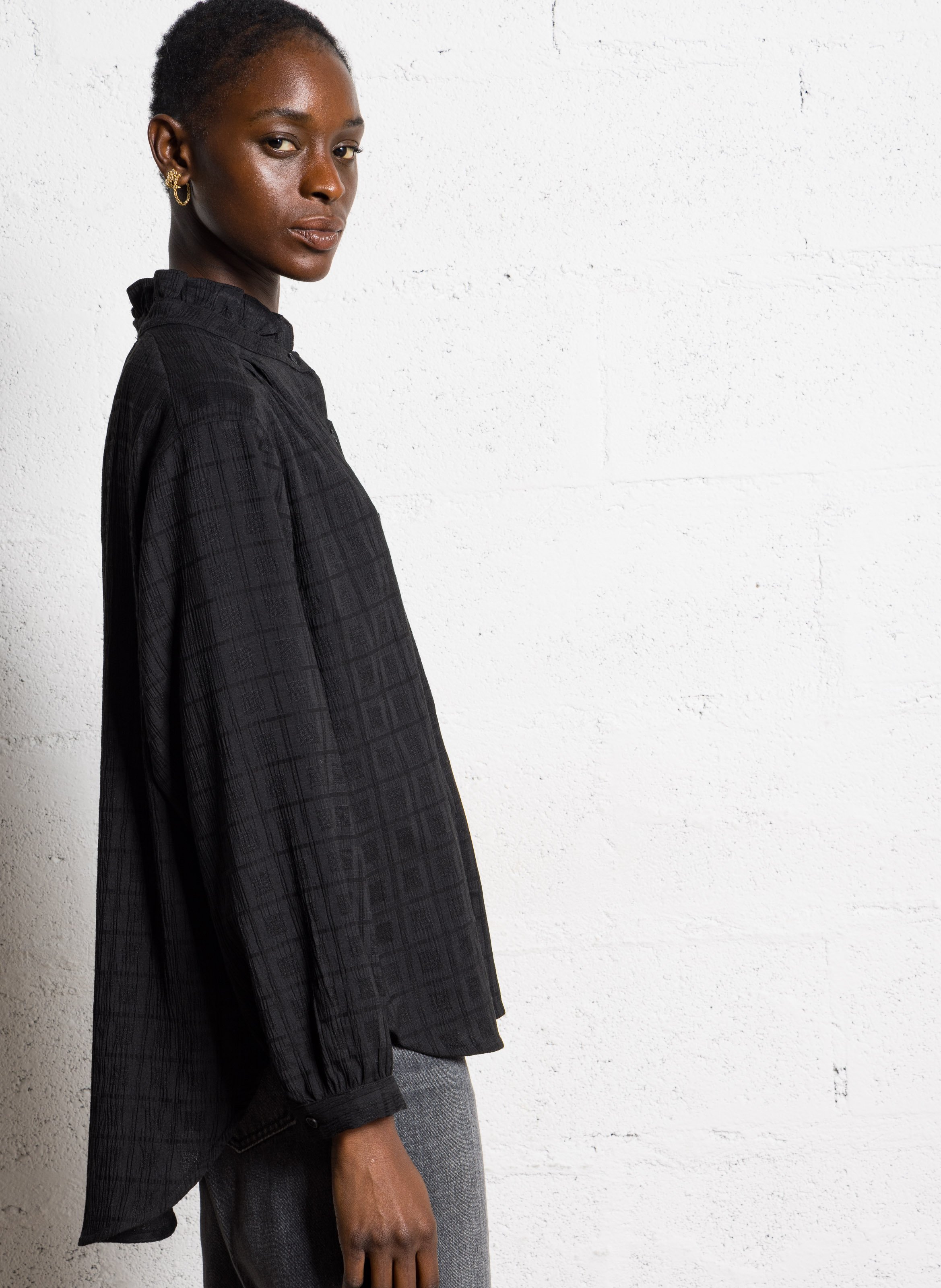 Chemise oversize col mao volanté SEE U SOON Noir