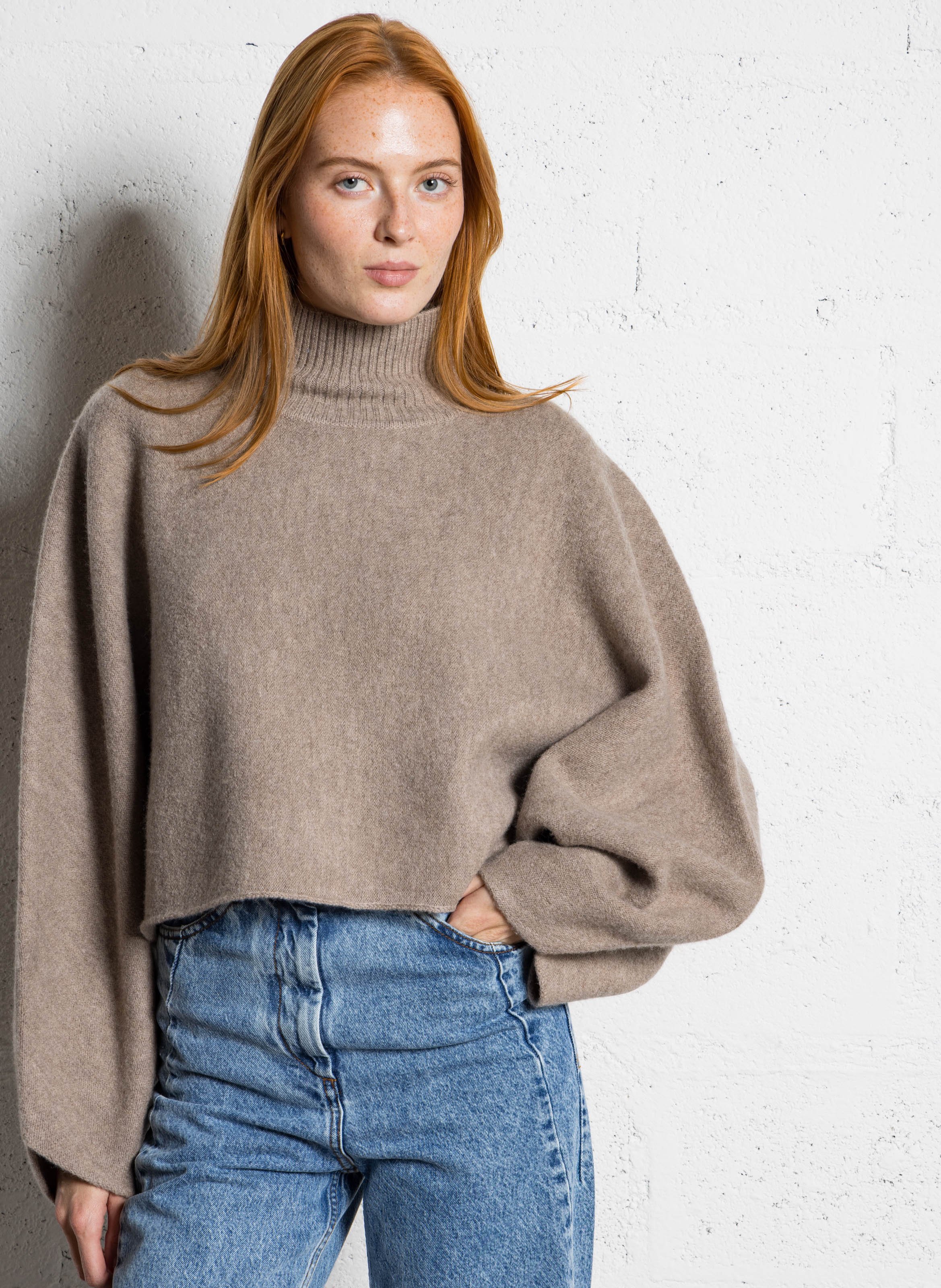 Pull oversize col montant en laine MARGAUX LONNBERG Beige