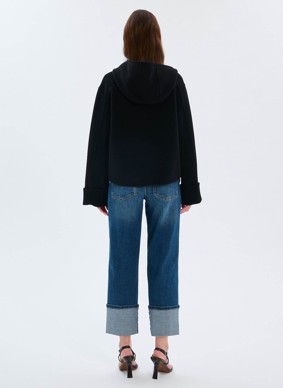 Kurzer Mantel mit weiten Ärmeln aus Wollmischung ZAPA Schwarz