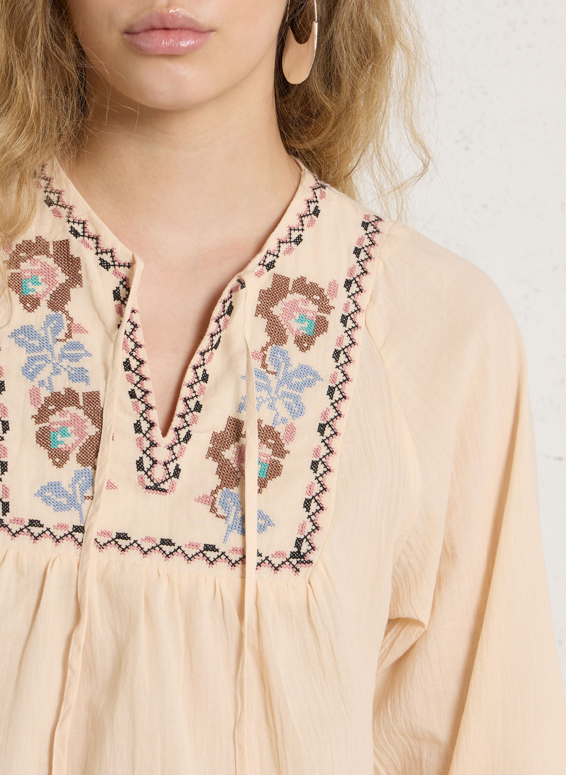 Blouse col tunisien à motifs brodés THE KORNER Blanc