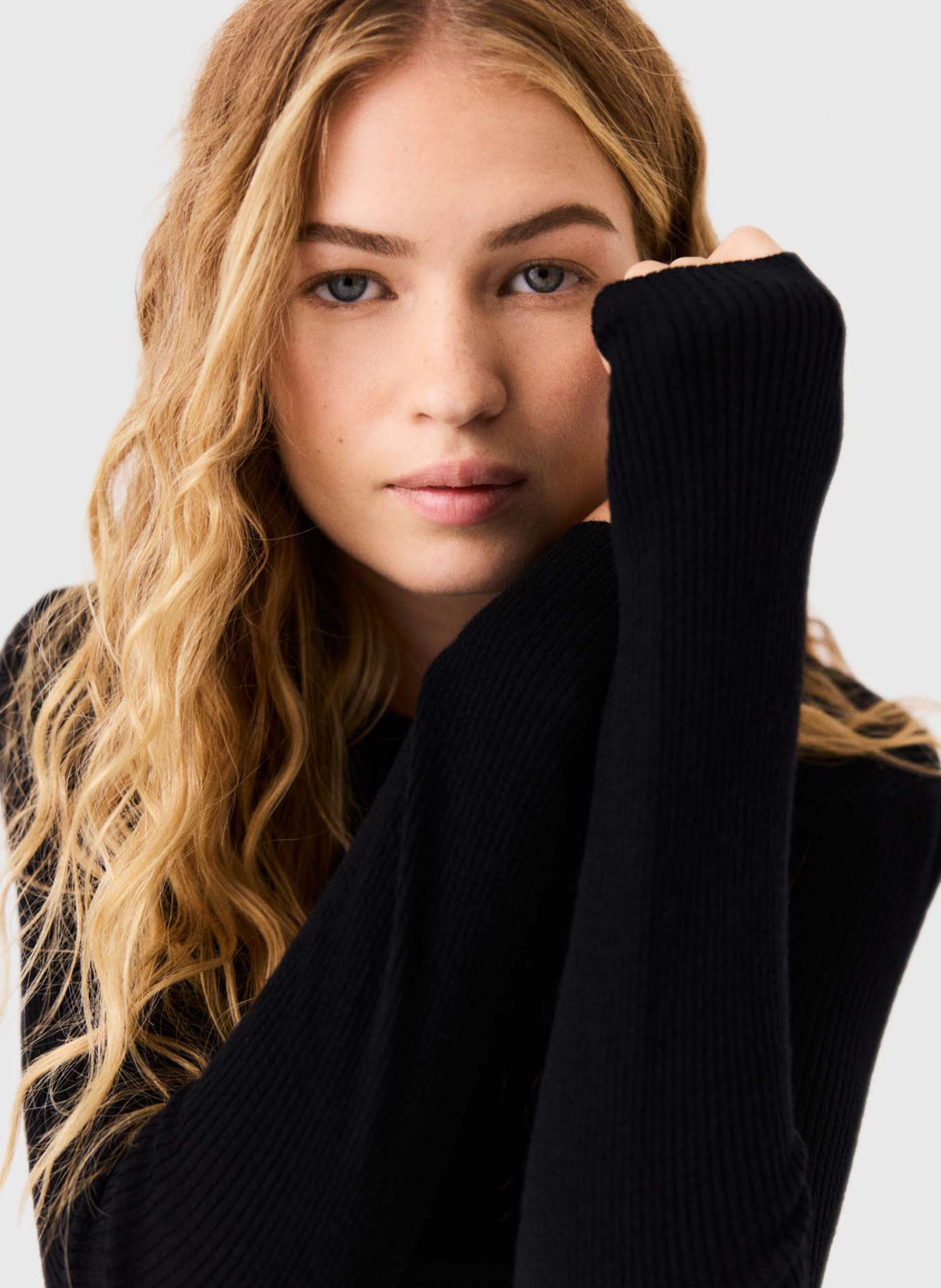 Pull moulant en laine et soie | Noir MAJE Femme