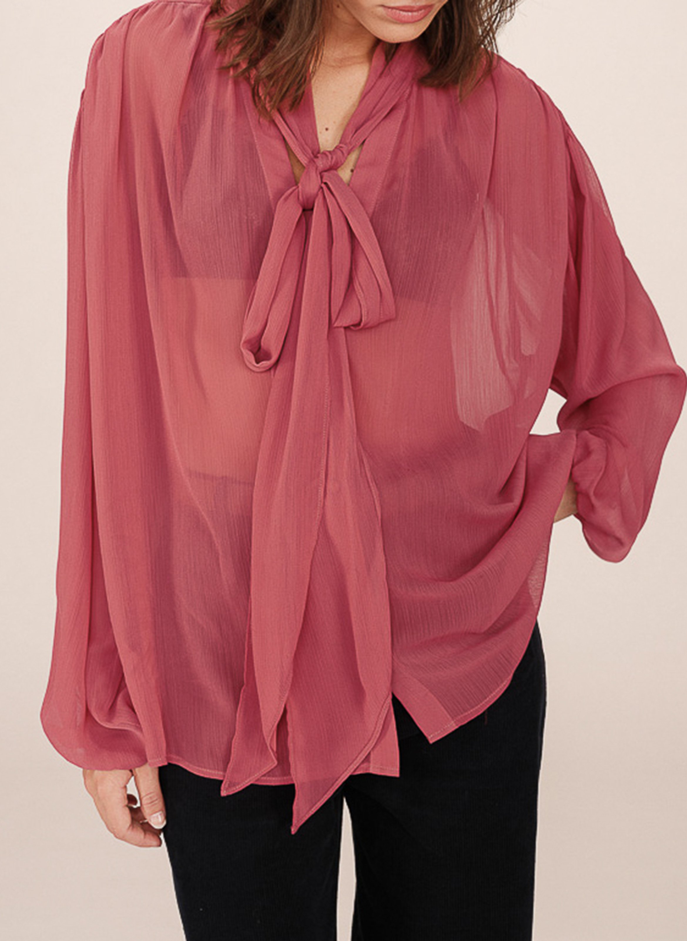 Blouse à col lavallière  GRACE ET MILA