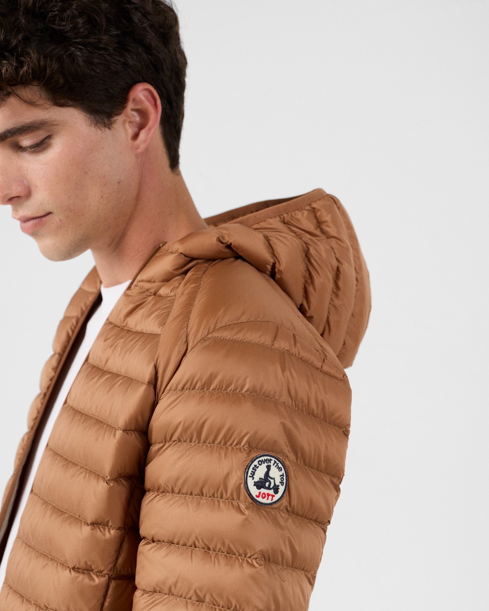 Lightweight hooded puffer jacket nico JOTT Brown