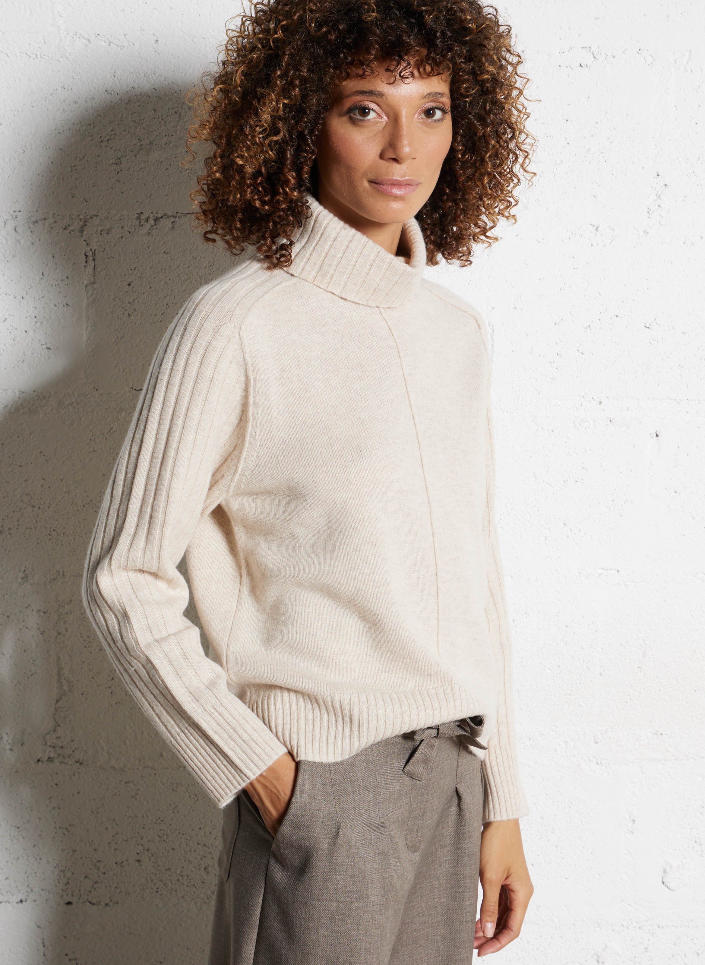 Pull col roulé en laine mélangée MAISON 123 Blanc