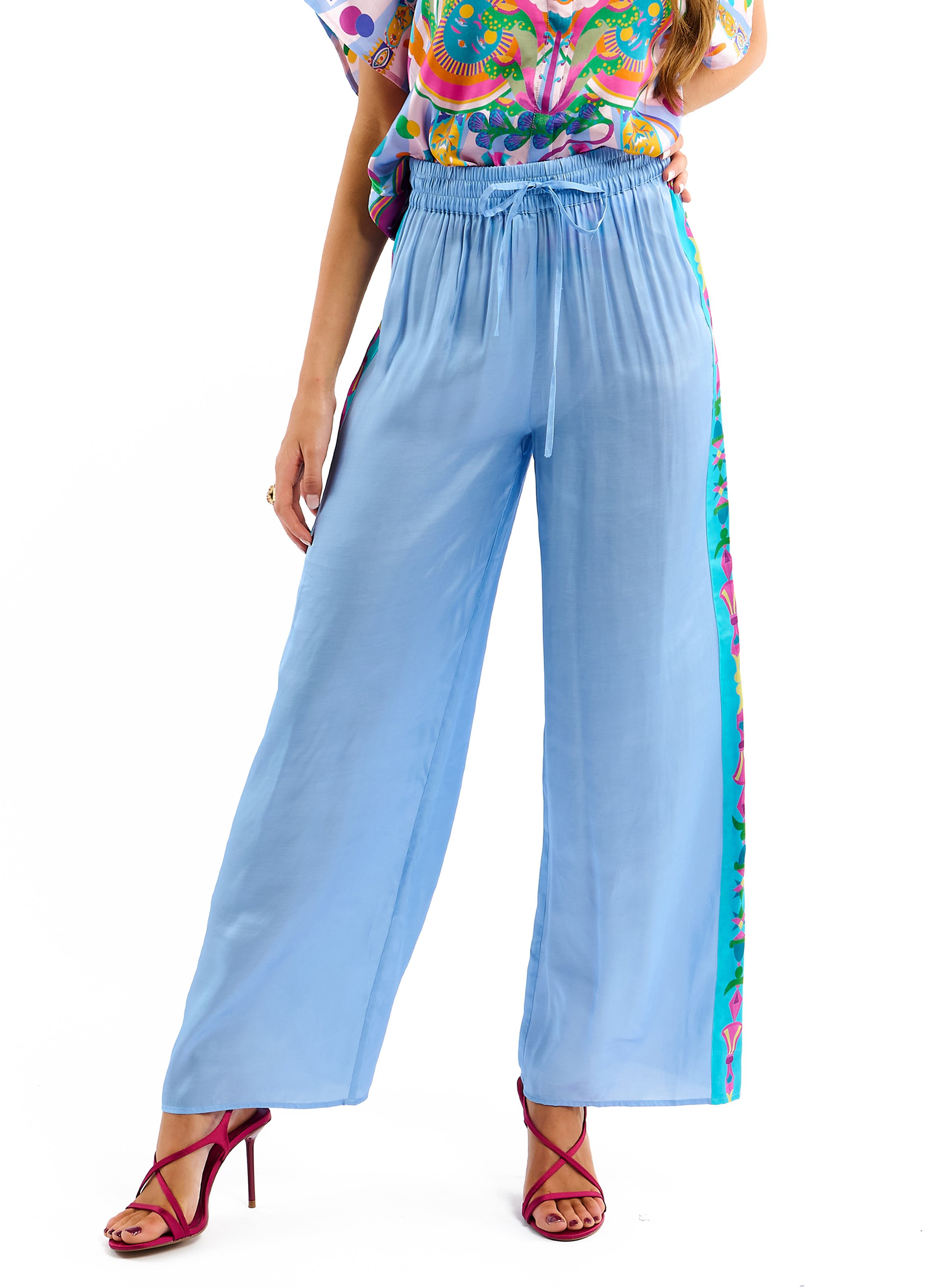 Gerade geschnittene, satinierte Hose WILD Blau