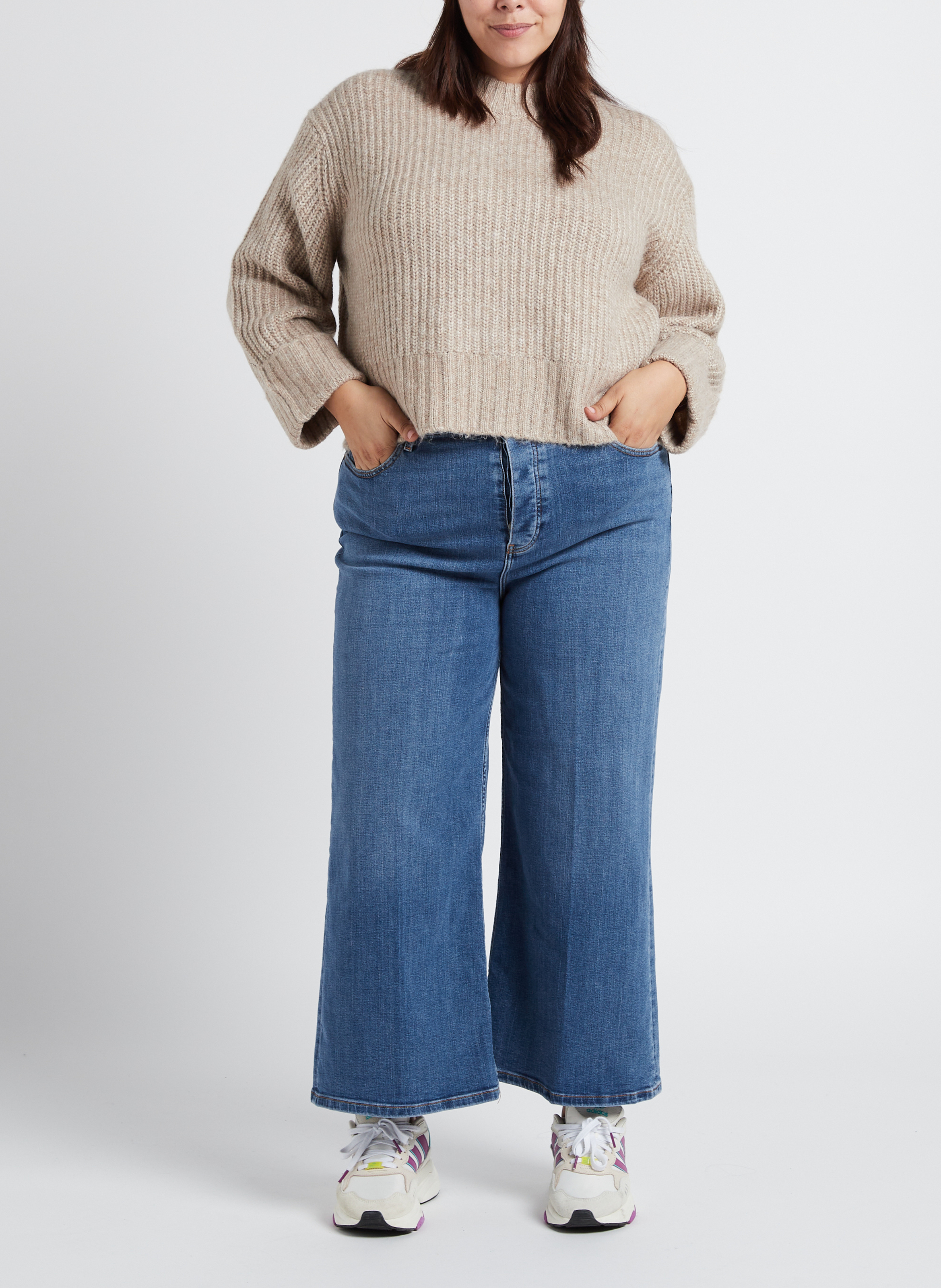 Ruimvallende, gebreide trui met ronde hals | materiaalblend GINA TRICOT Beige