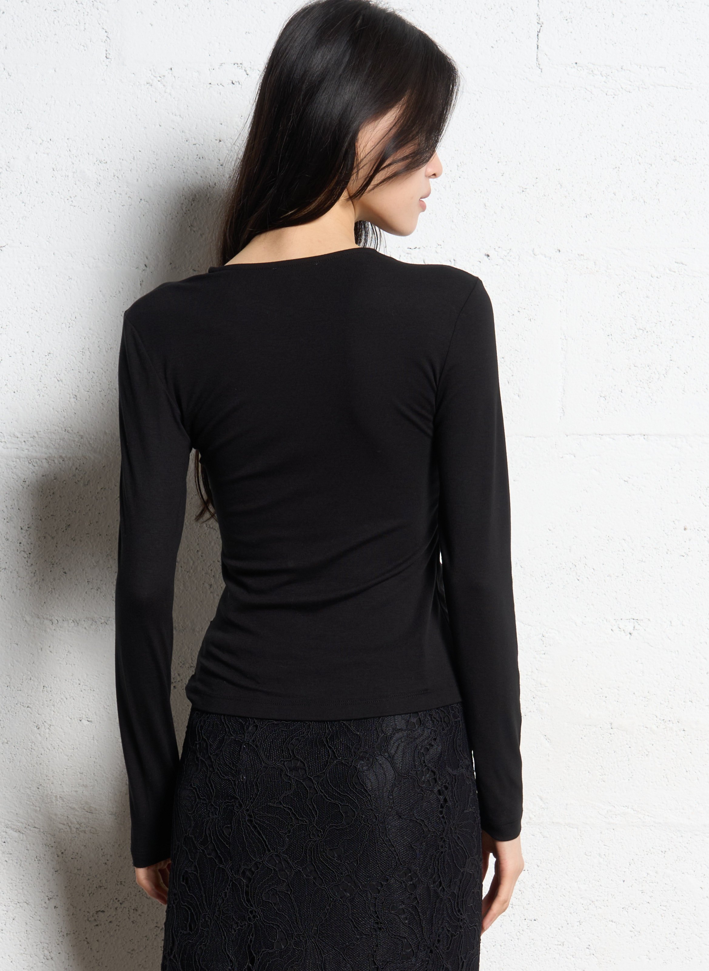 Tee-shirt uni ajusté avec drapé SUNCOO Noir