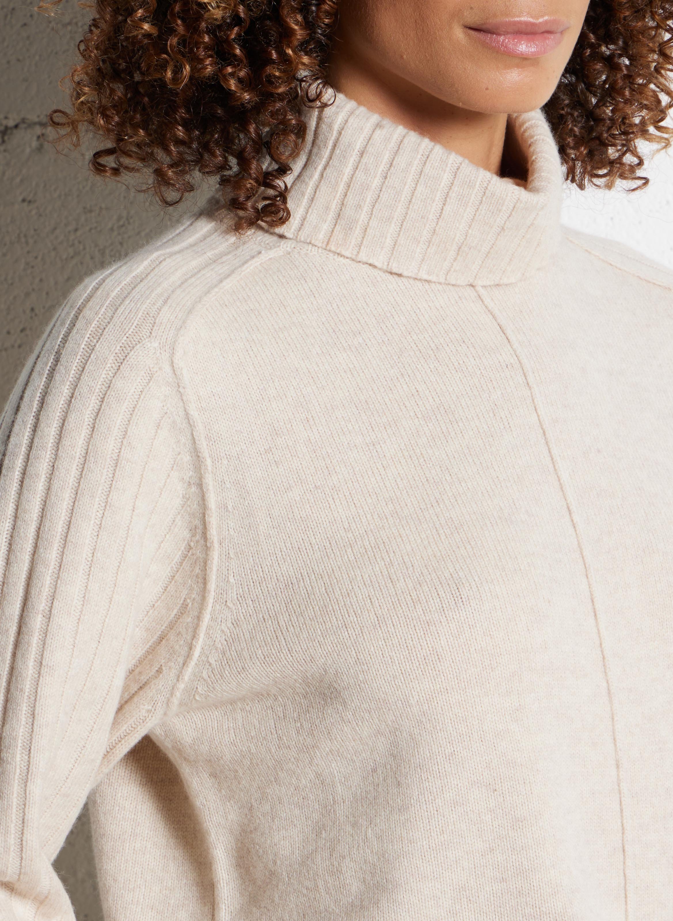 Pull col roulé en laine mélangée MAISON 123 Blanc