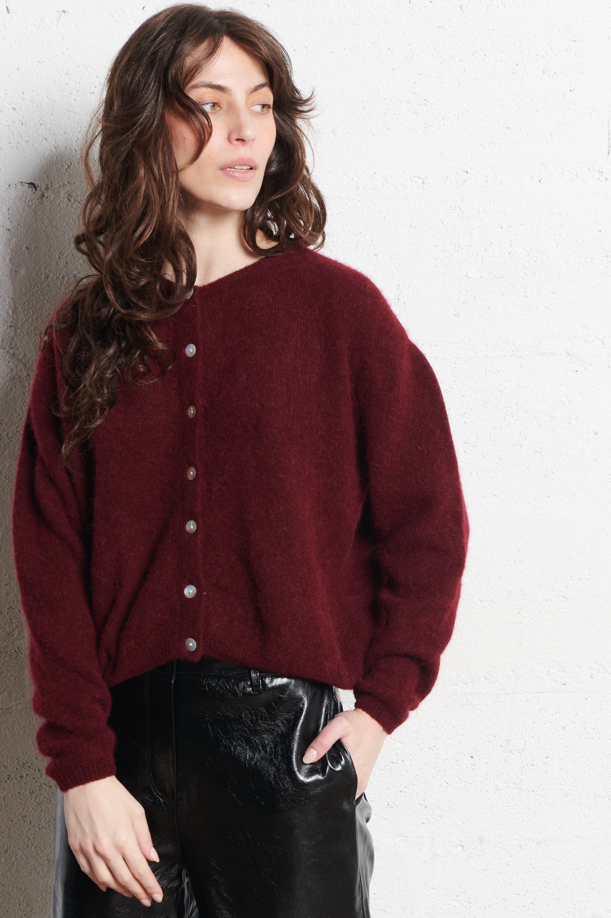 Weit geschnittene Strickjacke aus Wollmix AMERICAN VINTAGE Rot