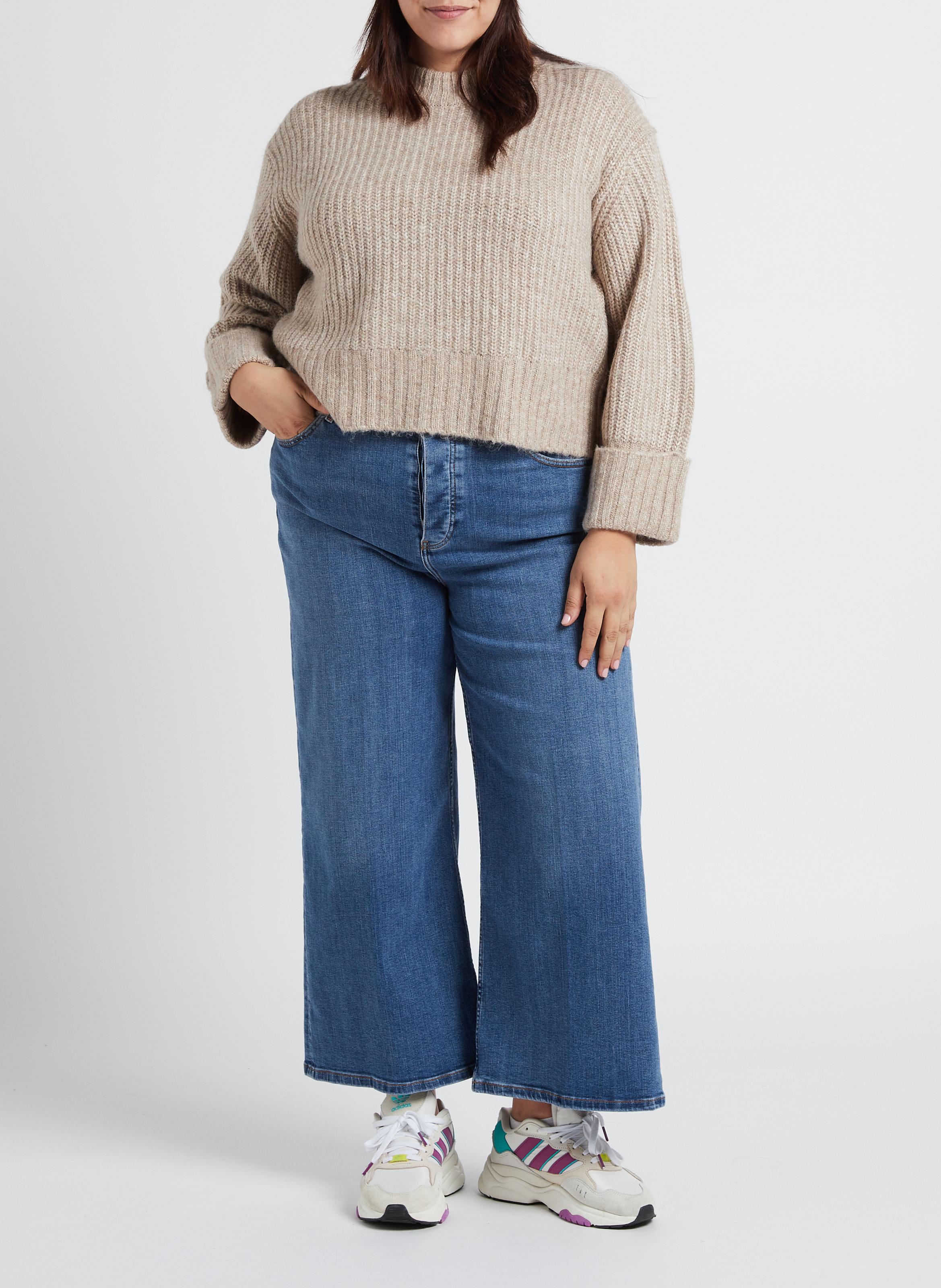 Ruimvallende, gebreide trui met ronde hals | materiaalblend GINA TRICOT Beige