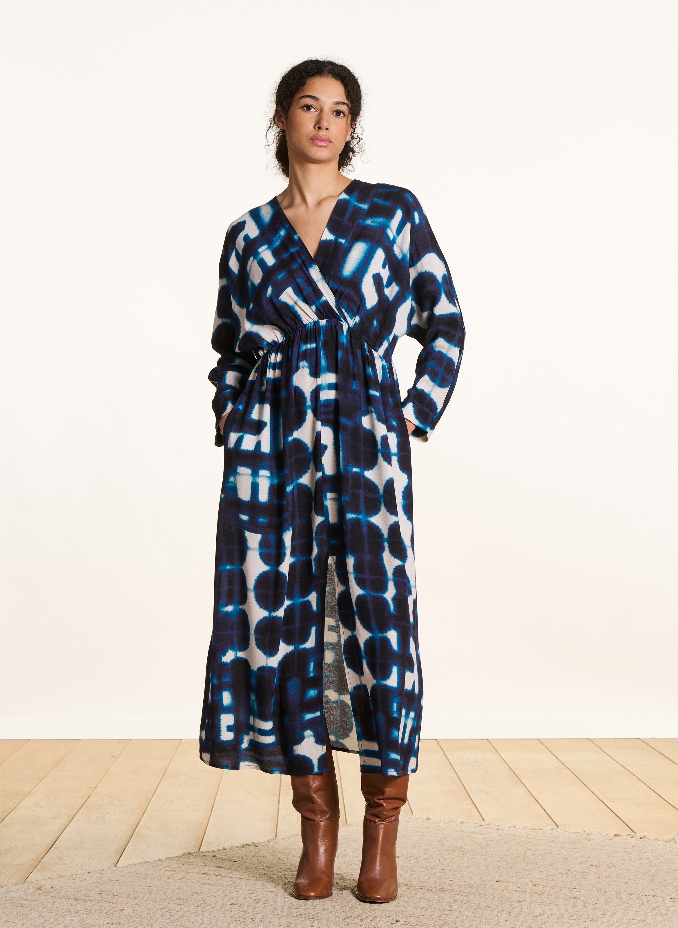 Robe longue imprimée col v LA FEE MARABOUTEE Bleu