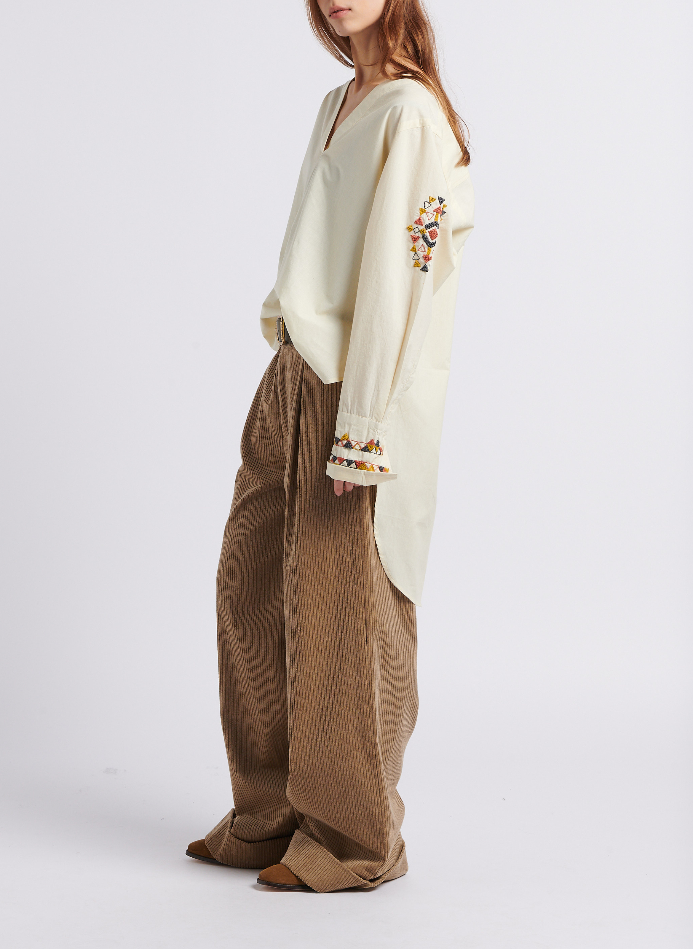 Baumwollbluse mit V-Ausschnitt und Stickerei V DE VINSTER Weiss