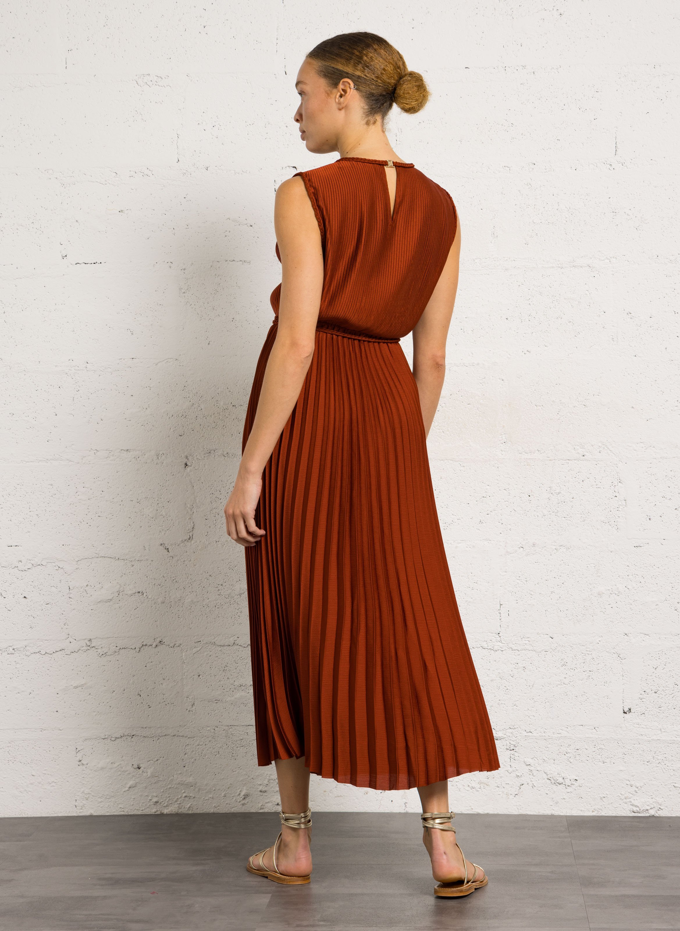 Pleated long straight dress MAISON 123 Red