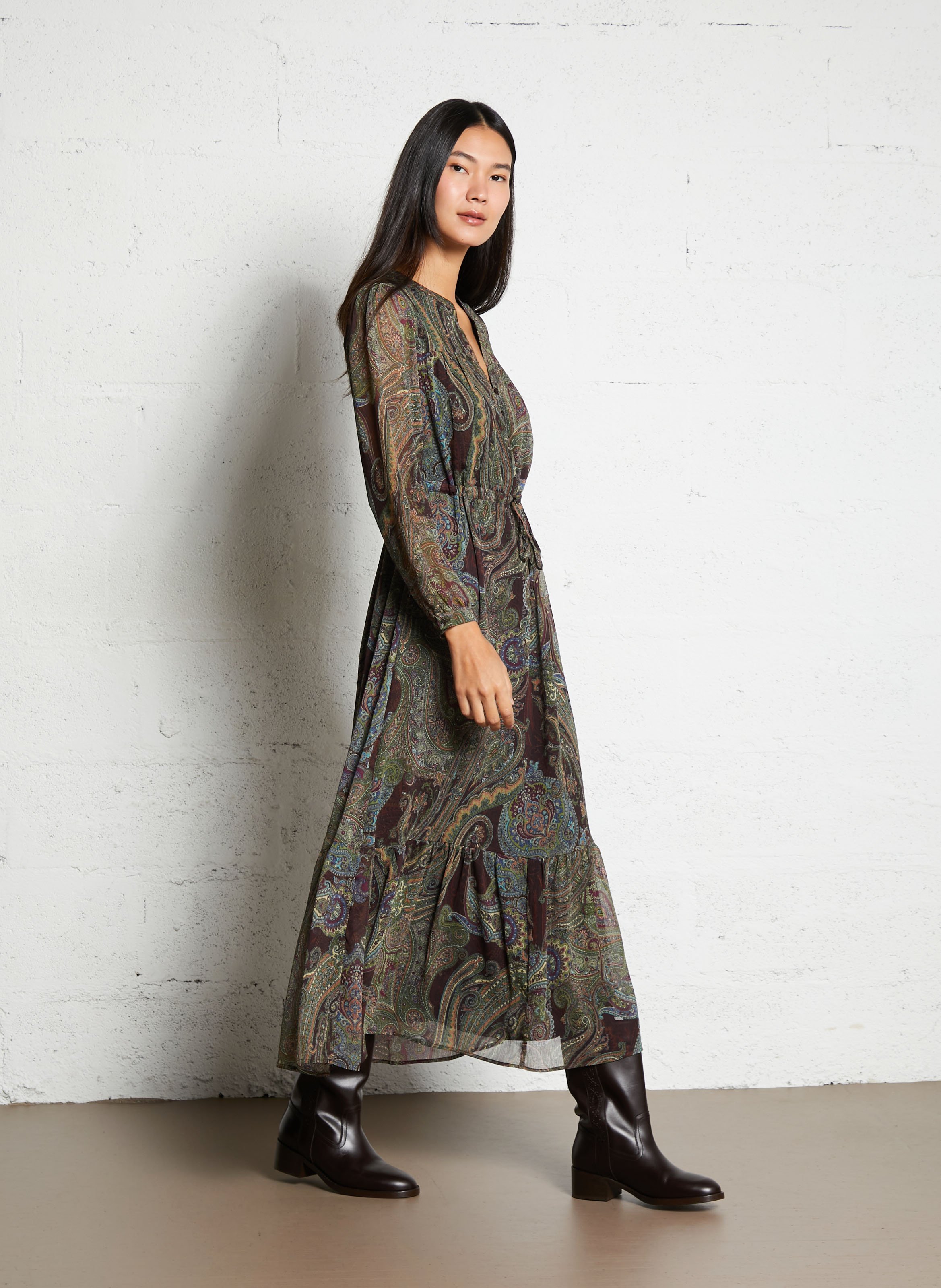 Robe longue encolure V imprimée SUD EXPRESS Marron