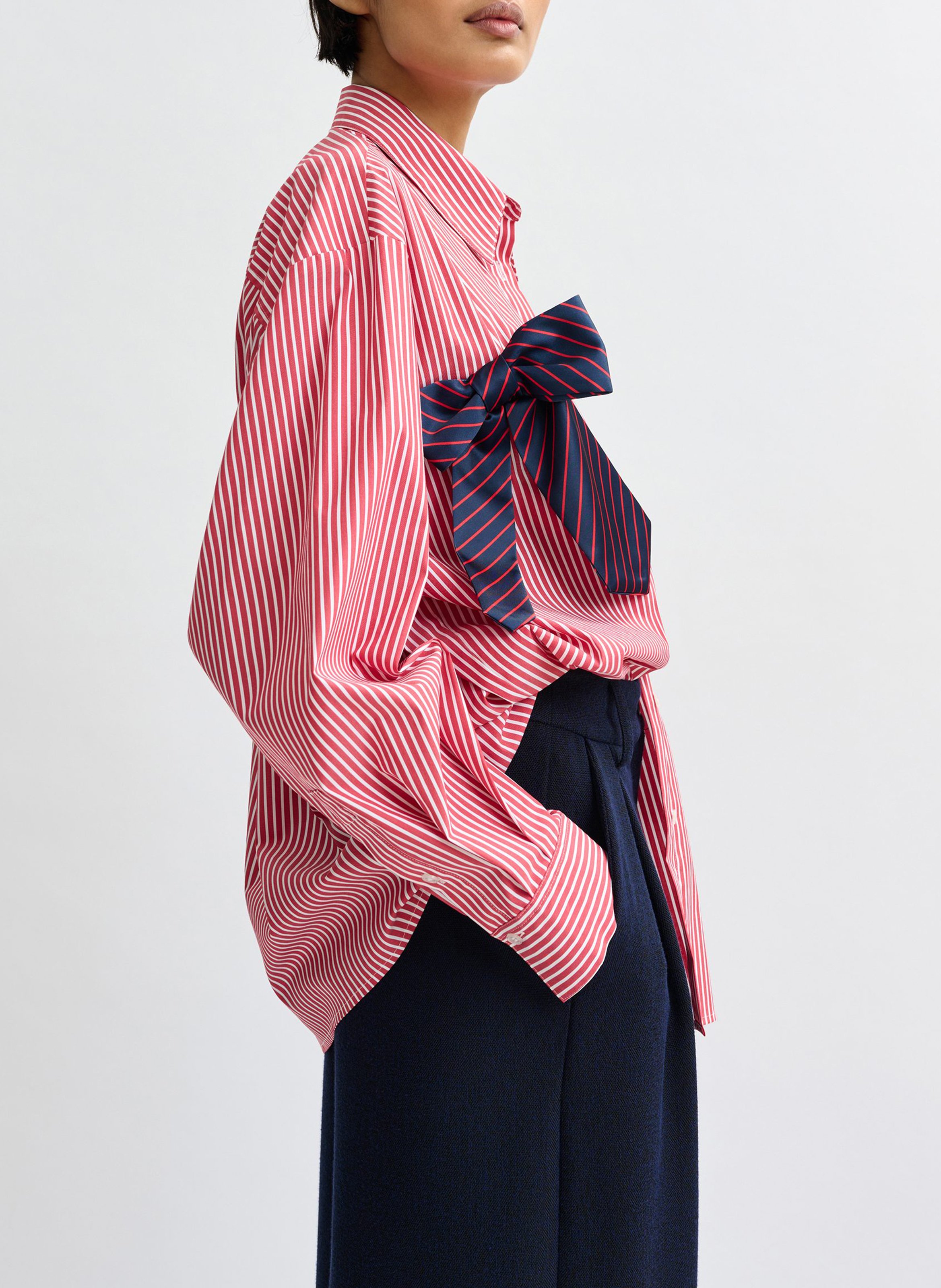 Chemise col classique en coton ESSENTIEL ANTWERP Rouge