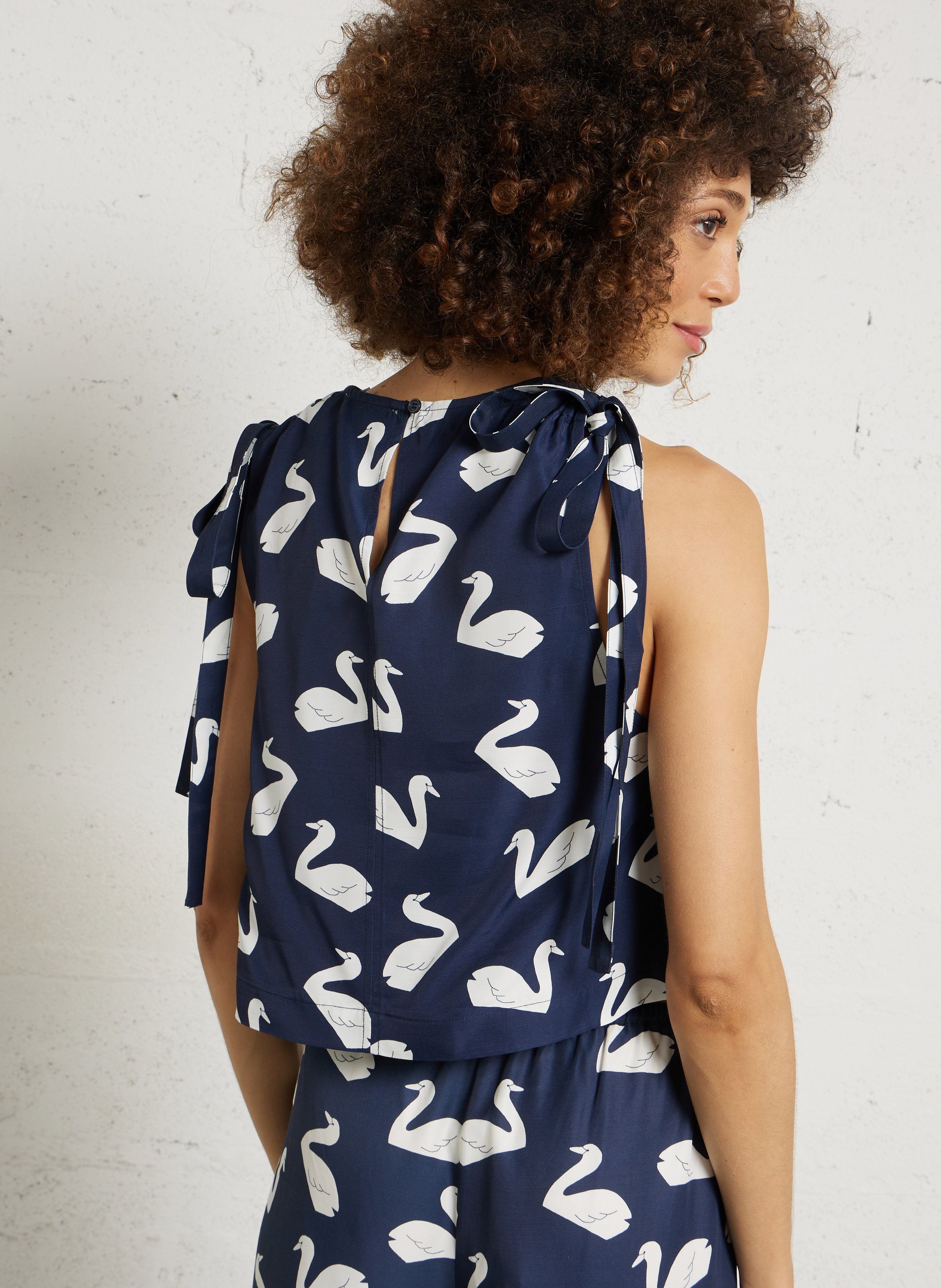 Top court col rond  THE TINY BIG SISTER Bleu