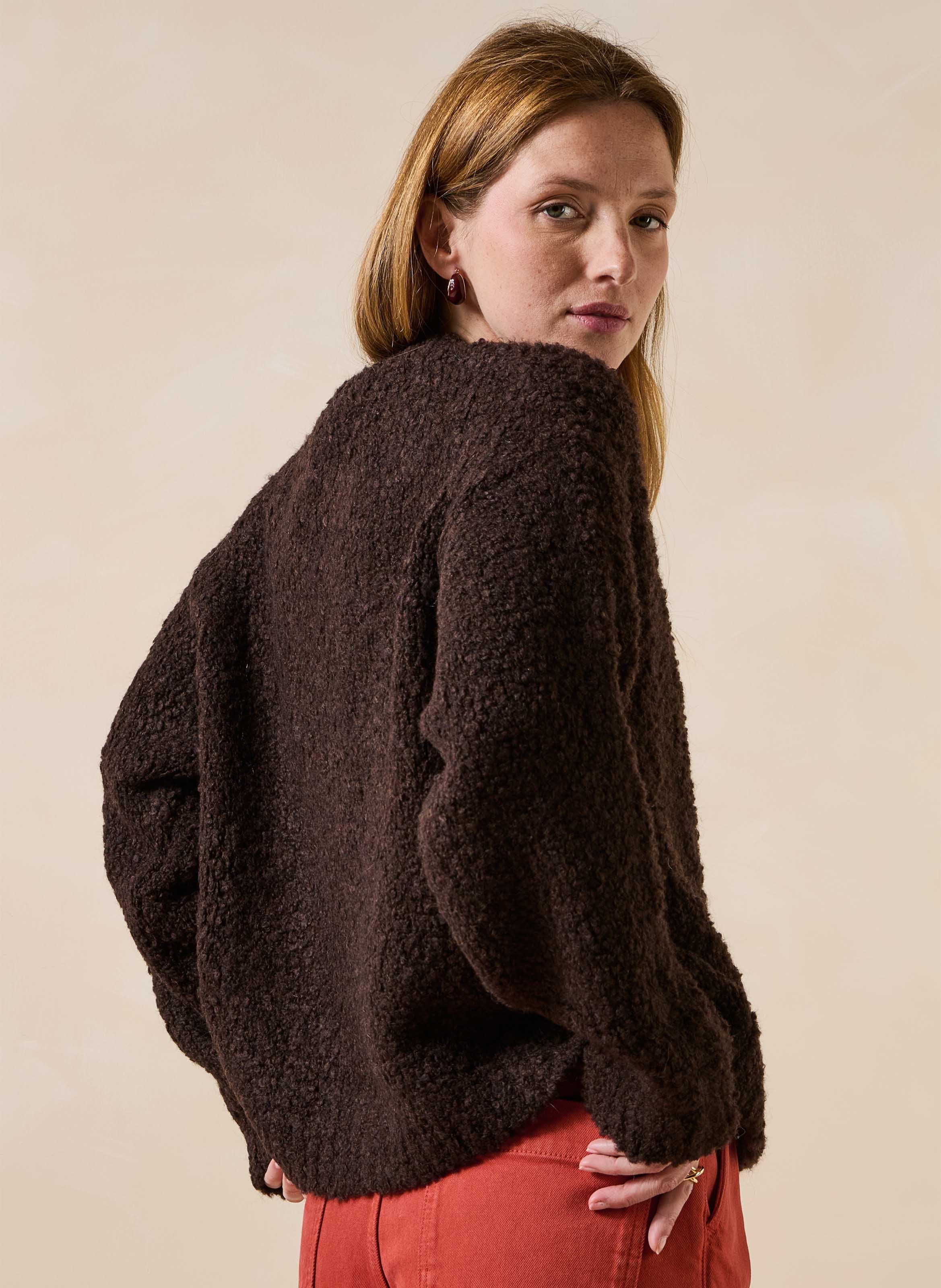 Gilet oversize col rond en maille LA FEE MARABOUTEE Marron