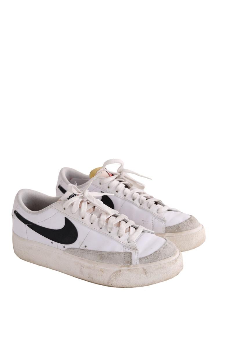 Blazer sneakers NIKE - Seconde Main White