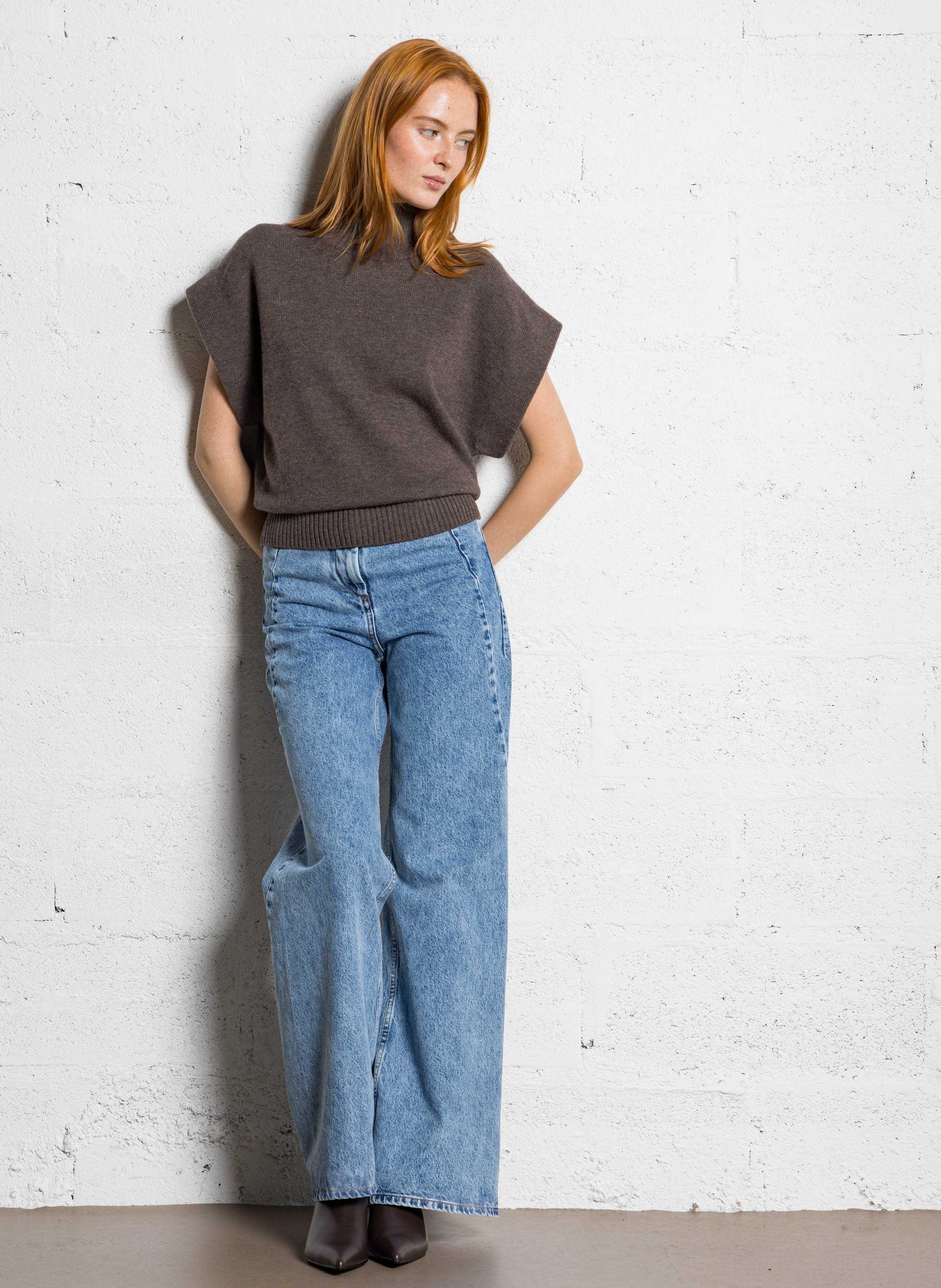 Pull oversize col montant en laine MARGAUX LONNBERG Marron