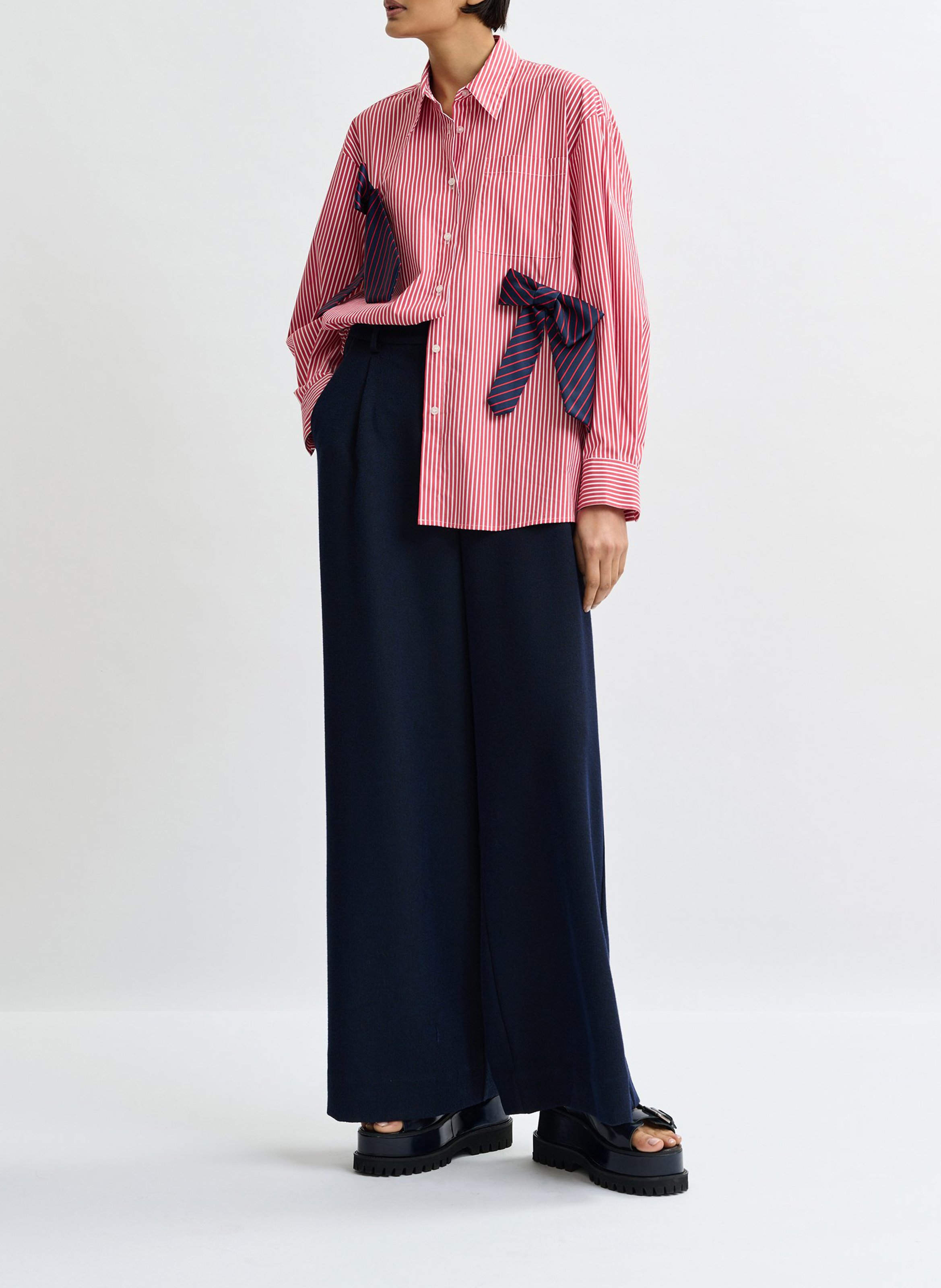 Chemise col classique en coton ESSENTIEL ANTWERP Rouge