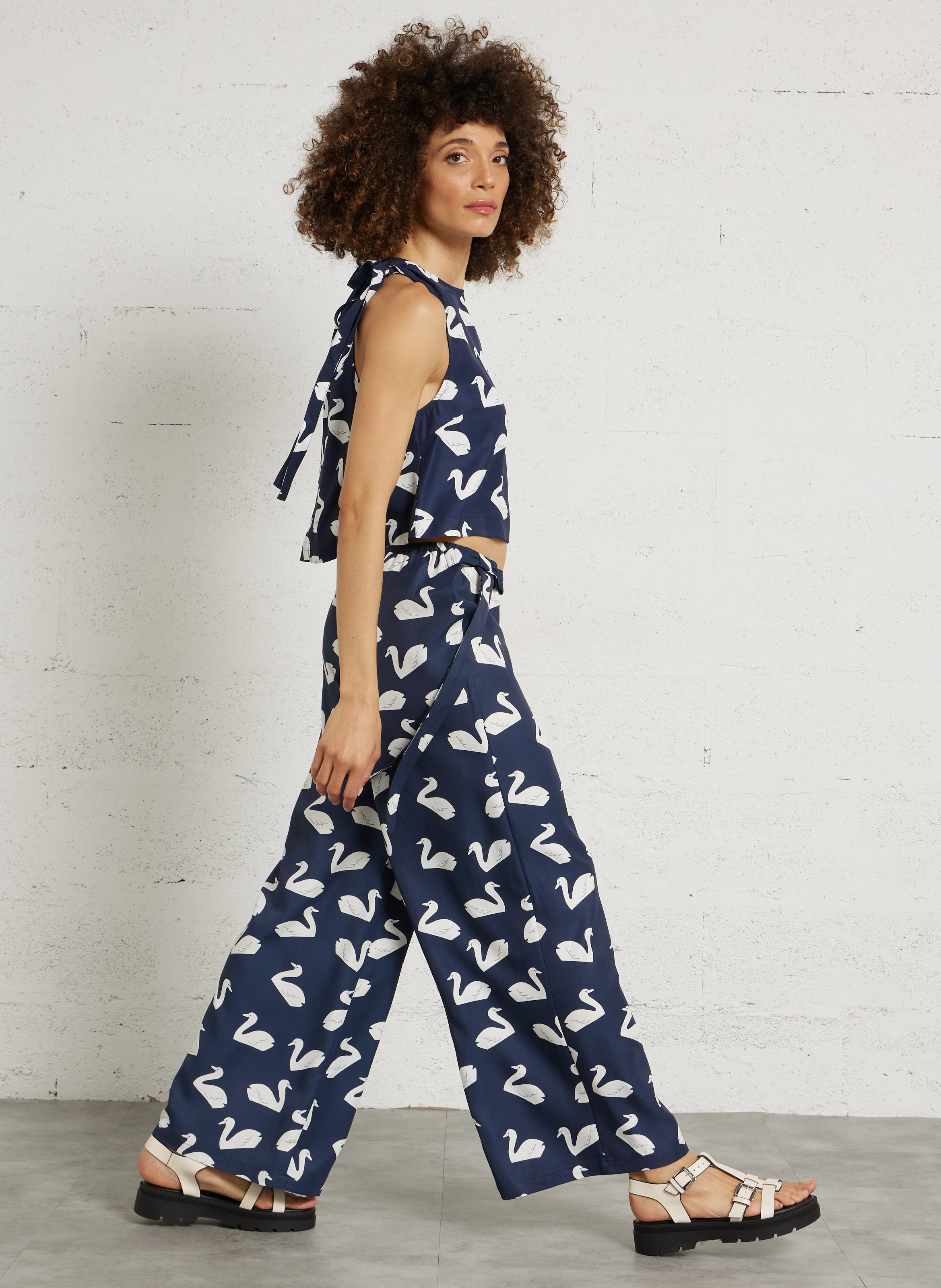 Top court col rond  THE TINY BIG SISTER Bleu