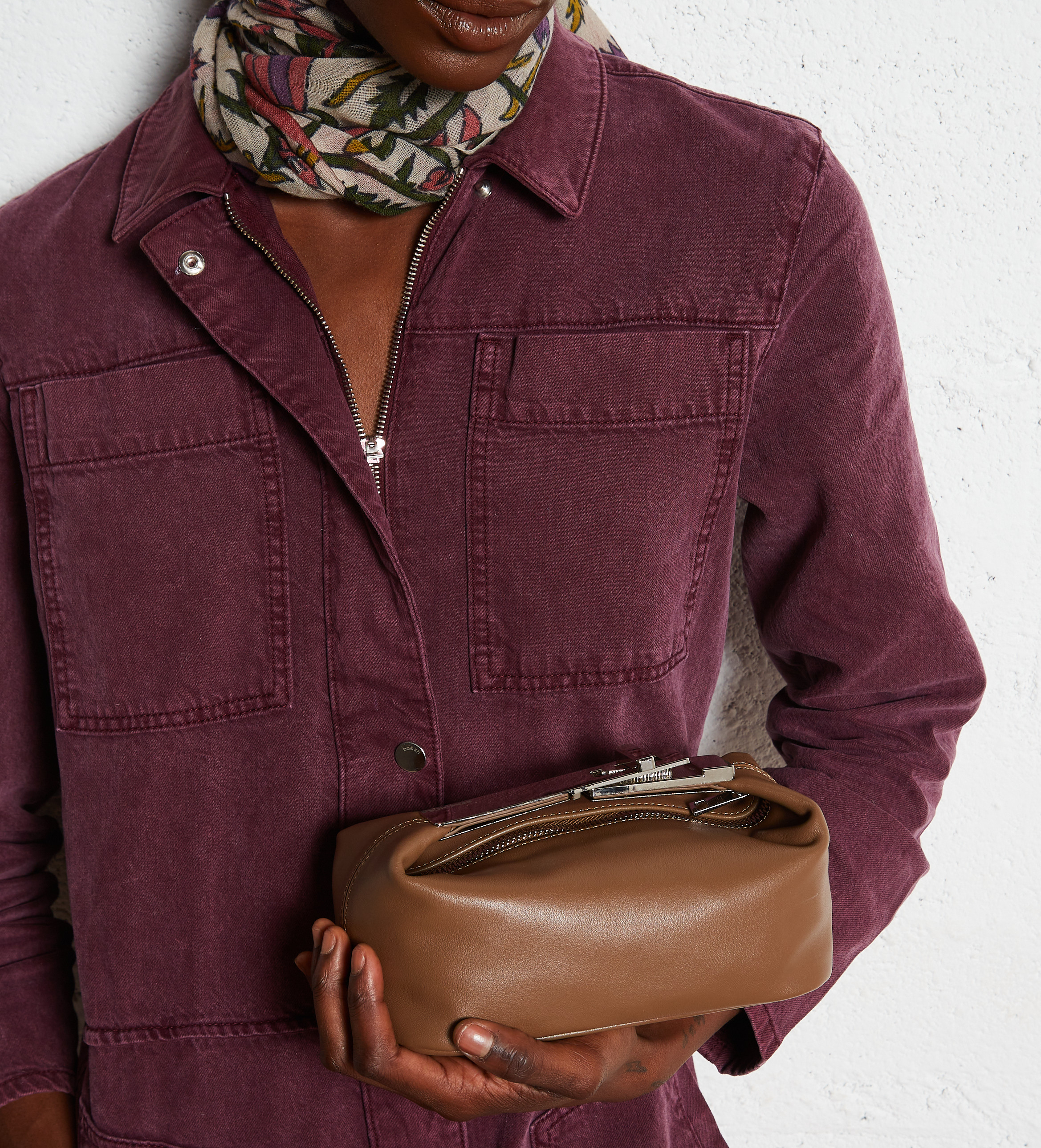 Petit sac en cuir à anse métallique BERENICE Marron